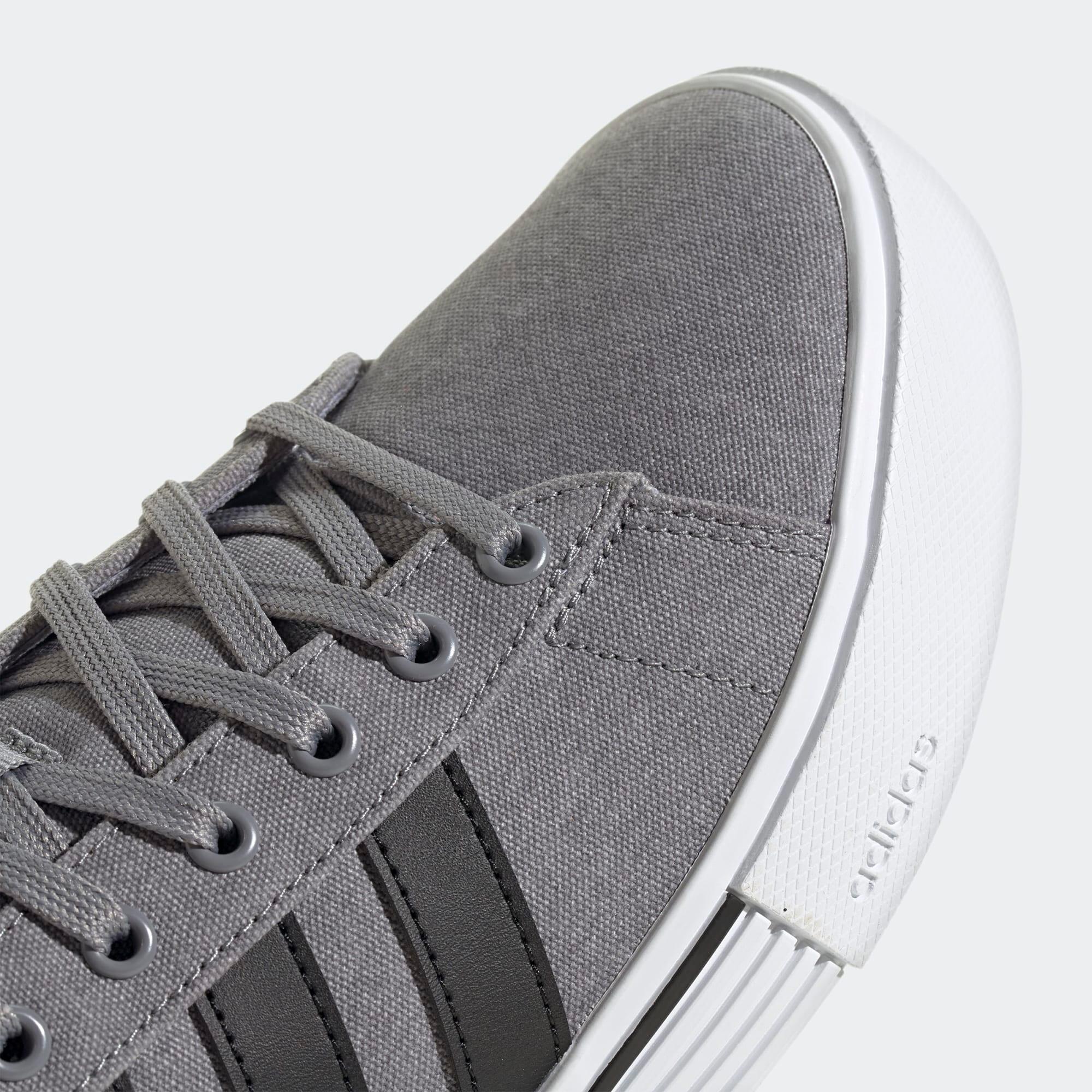 ZAPATILLA HOMBRE DAILY 4.0 ADIDAS GRIS 3/8