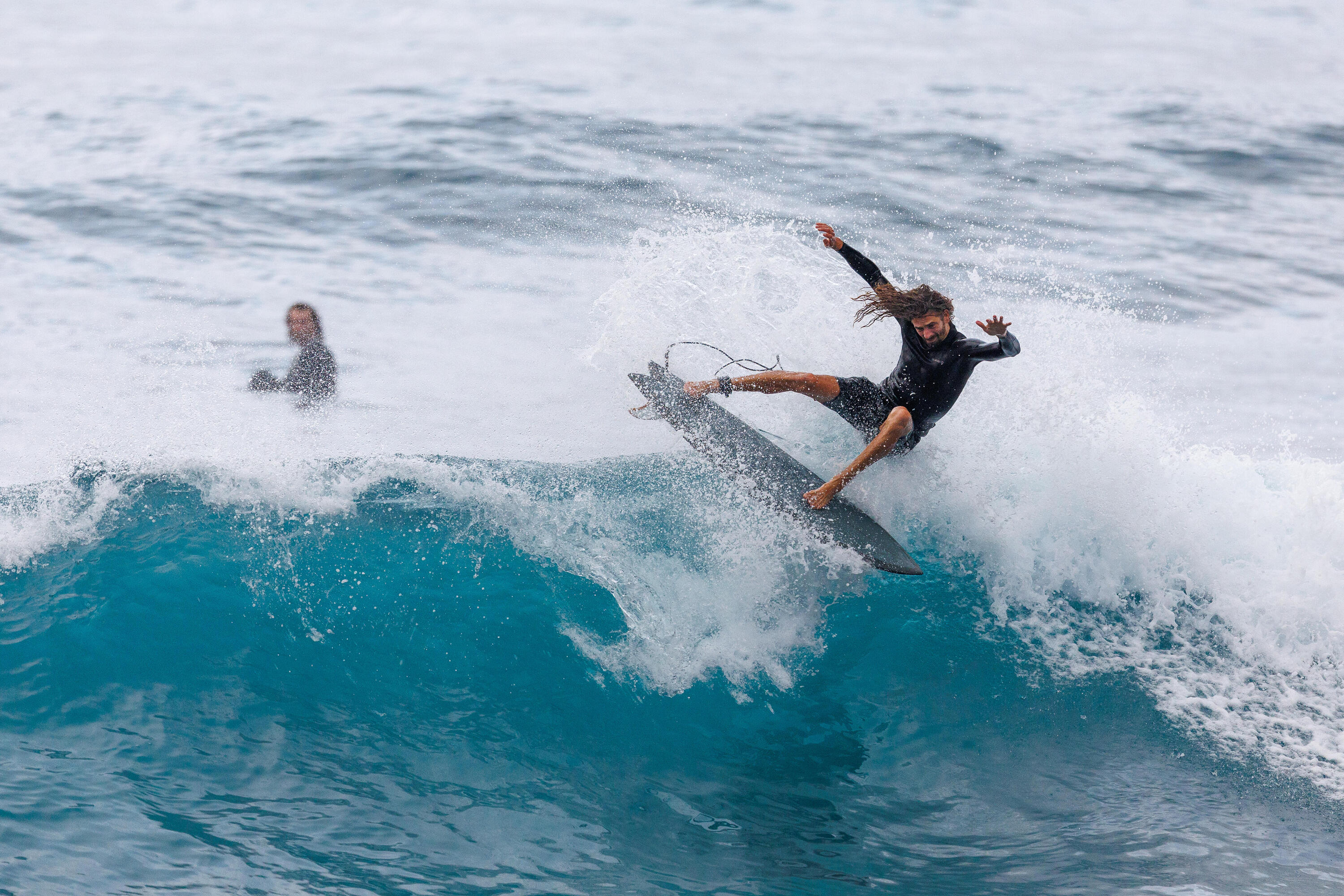 Tavola surf FISH 5'8 FUTURES senza pinne verde 11/16