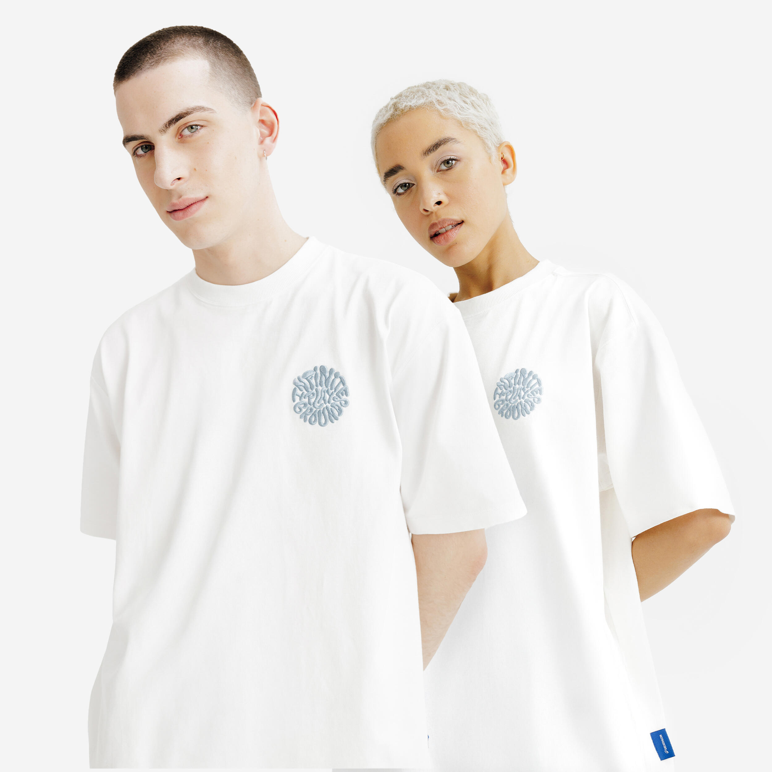 Decathlon T-Shirt Damen/Herren mit Grafik – Elementals weiß | 03608393153678 Decathlon T-Shirt Damen/Herren mit Grafik – Elementals weiß | 03608393153678
