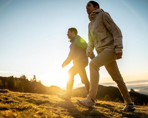 Soulier de randonnée en gros plan