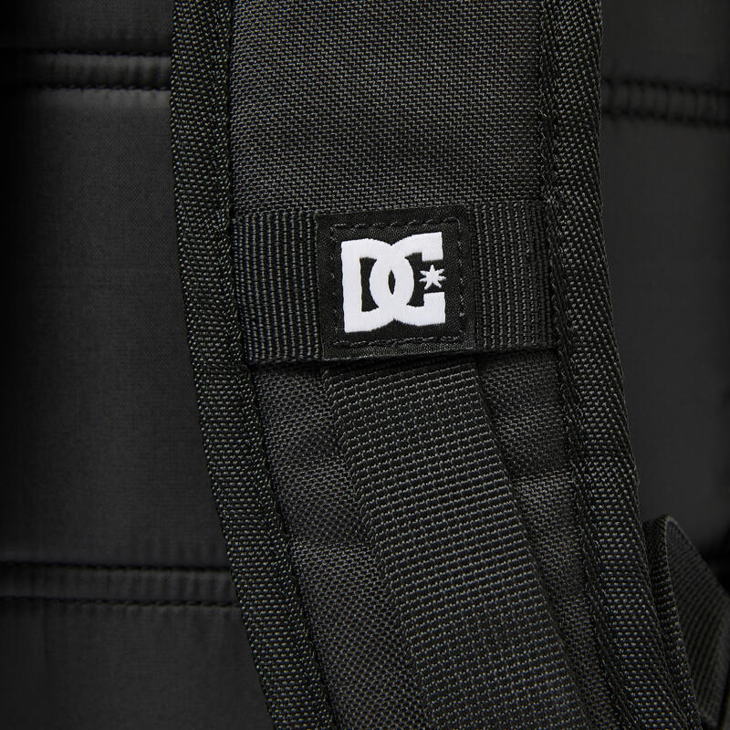 SAC A DOS DE SKATE DC SHOES STRAPPER NOIR AVEC FIXATION POUR SKATEBOARD