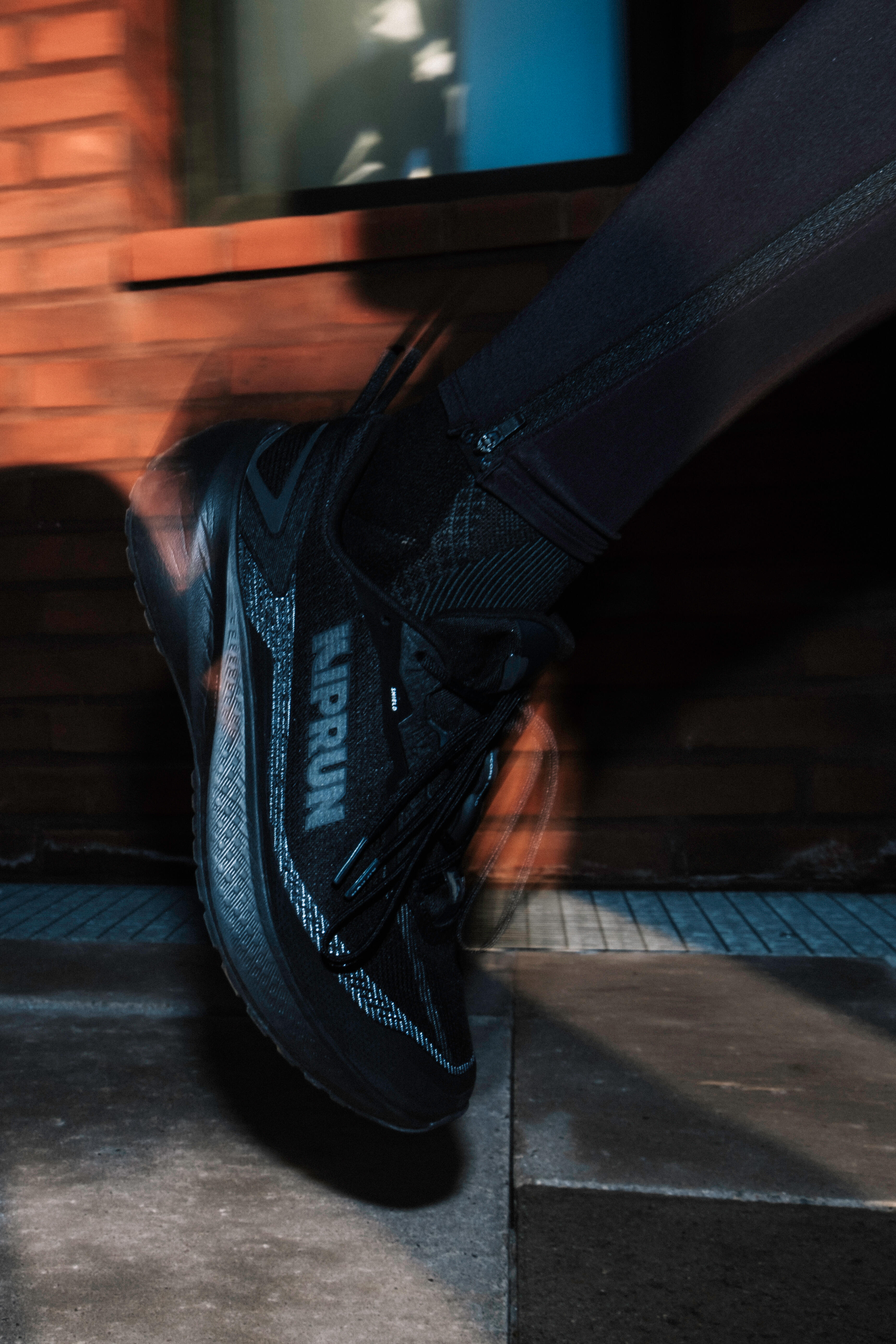 Men's Versatile and Water-Repellent Running Shoes, 500 WR - KIPRUN