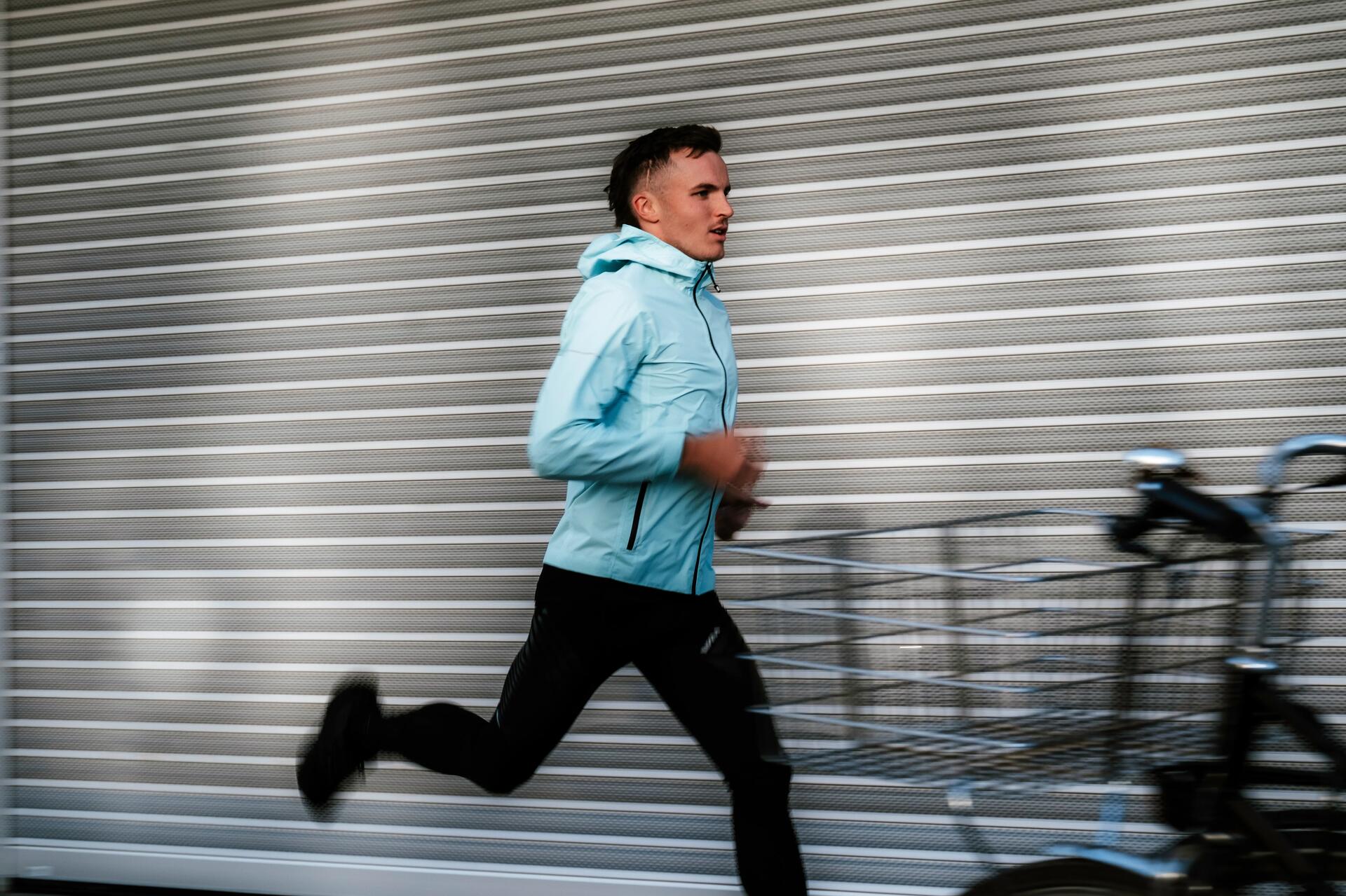 Prova a correre senza musica per la tua preparazione alla gara