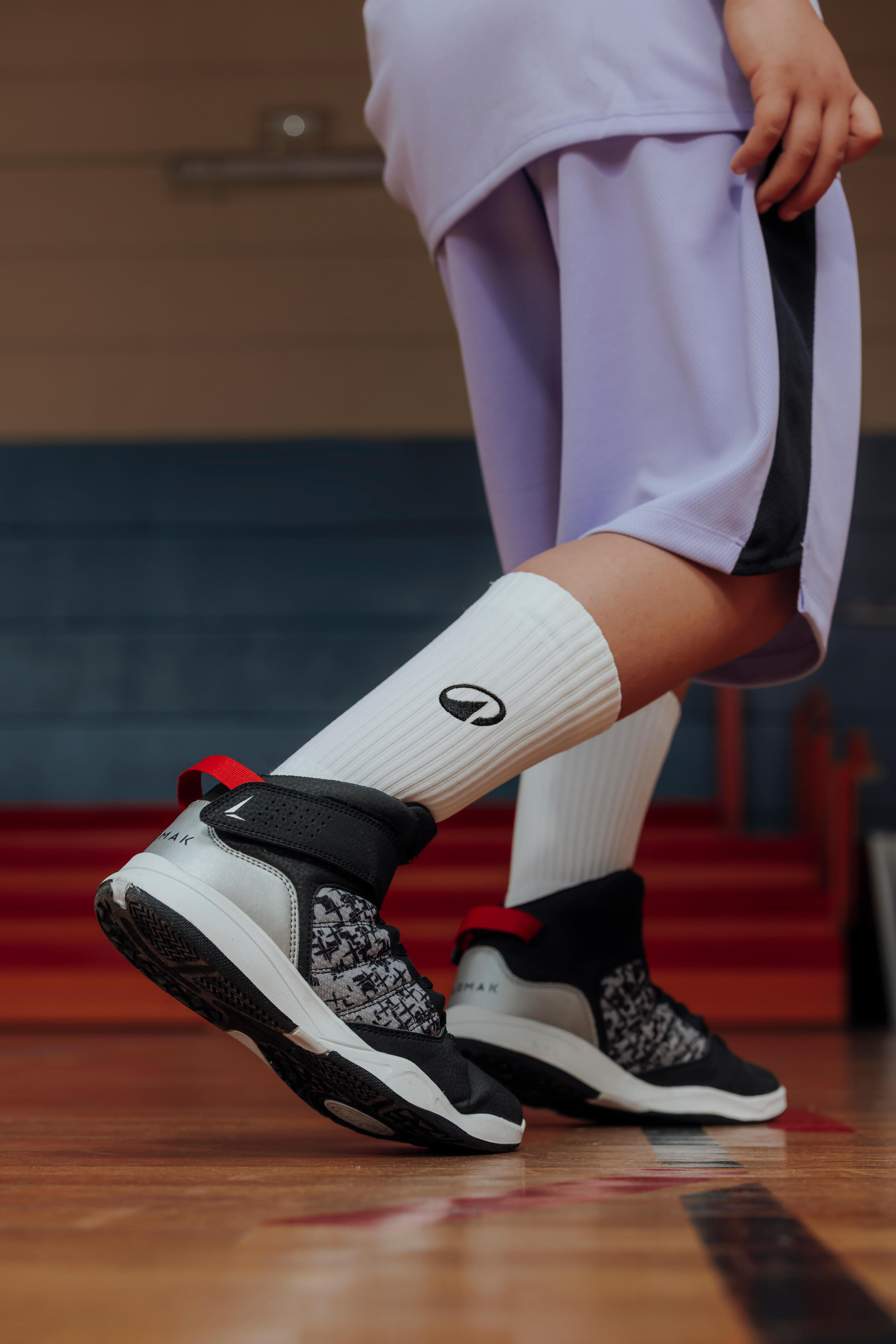 Chaussures de basketball enfant – SE 100 noir 12/12