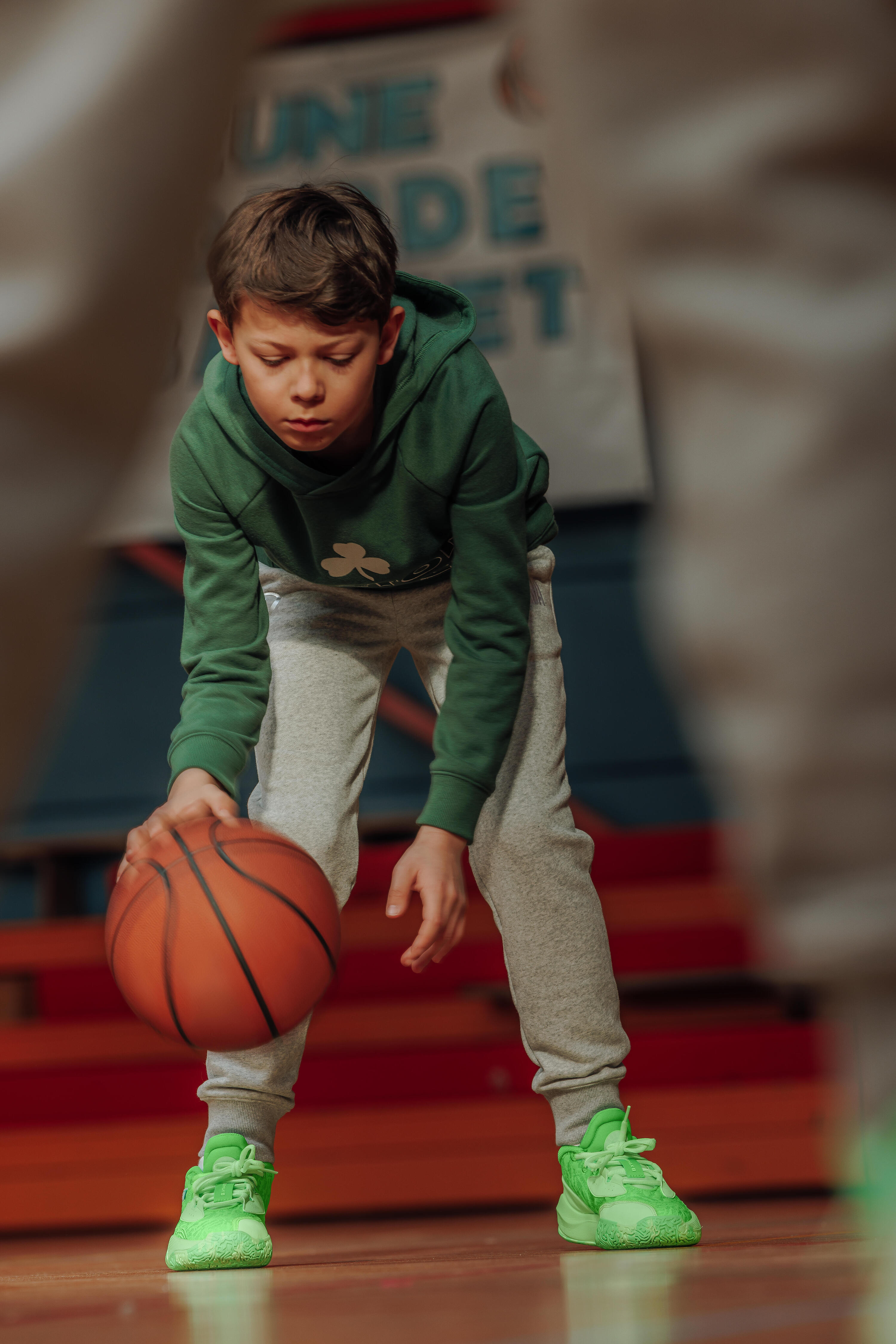 Felpa con cappuccio basket bambino 900 NBA BOSTON CELTICS verde 6/9