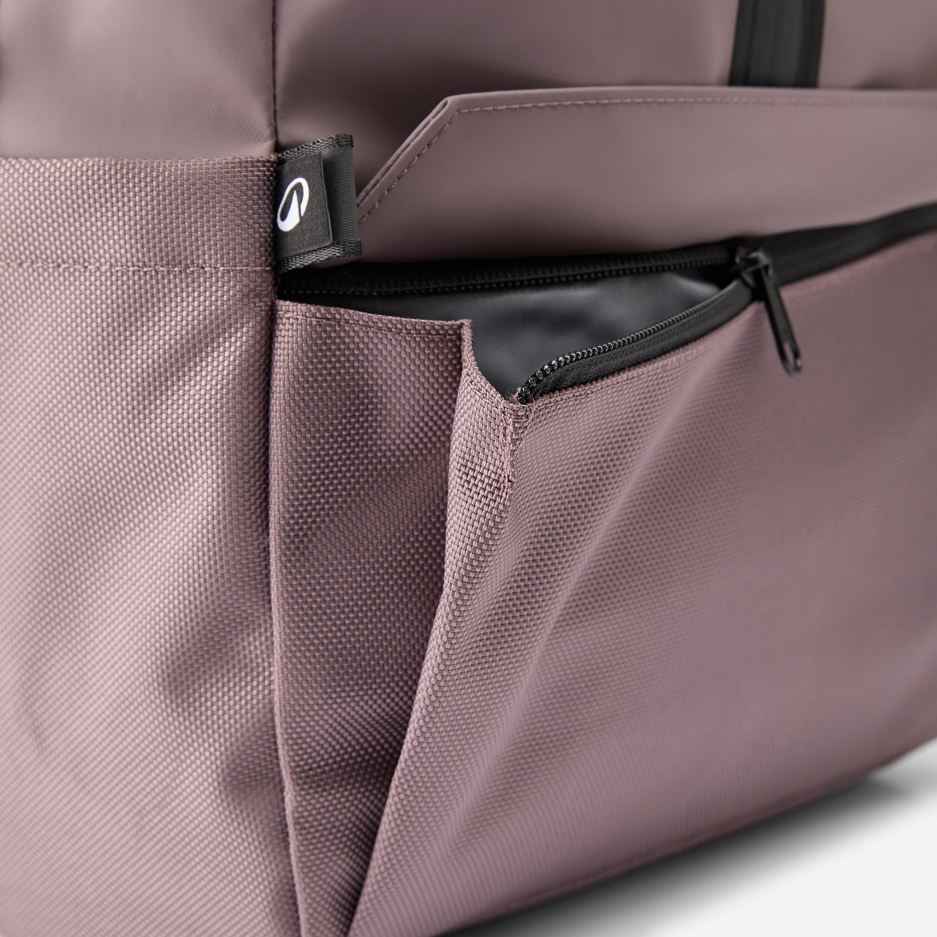 29L Backpack Rolltop with Laptop Pocket 8/9