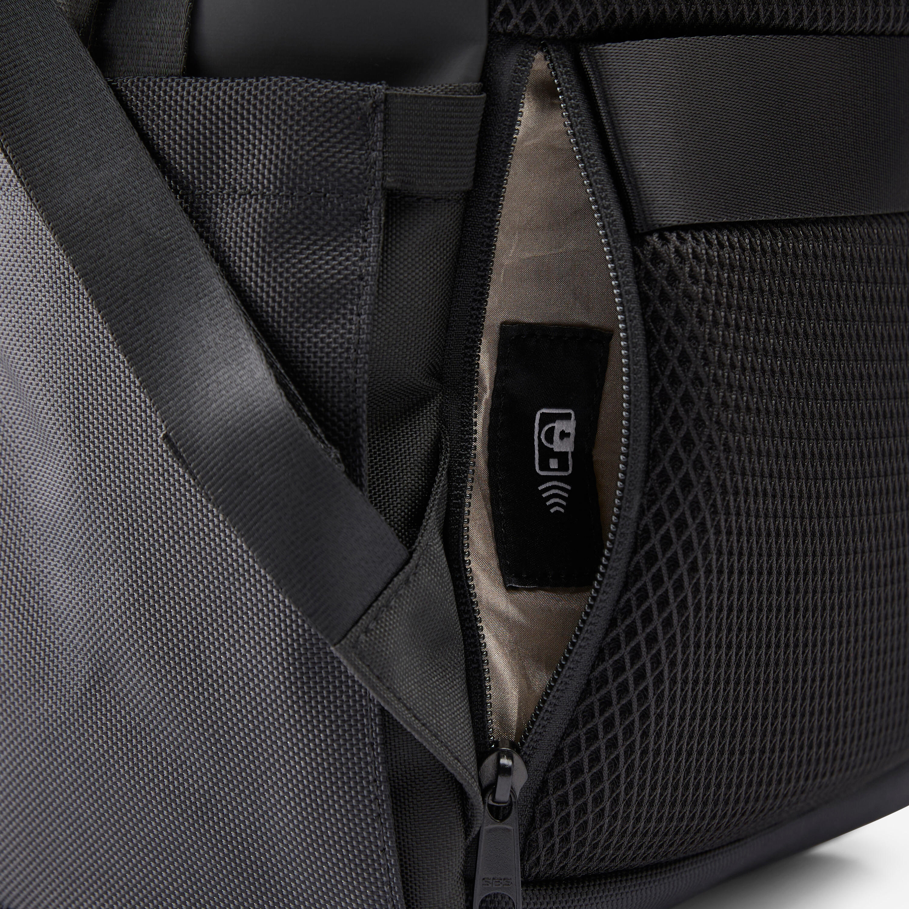 Rolltop Backpack with Laptop Pocket, 22-29 L - DECATHLON