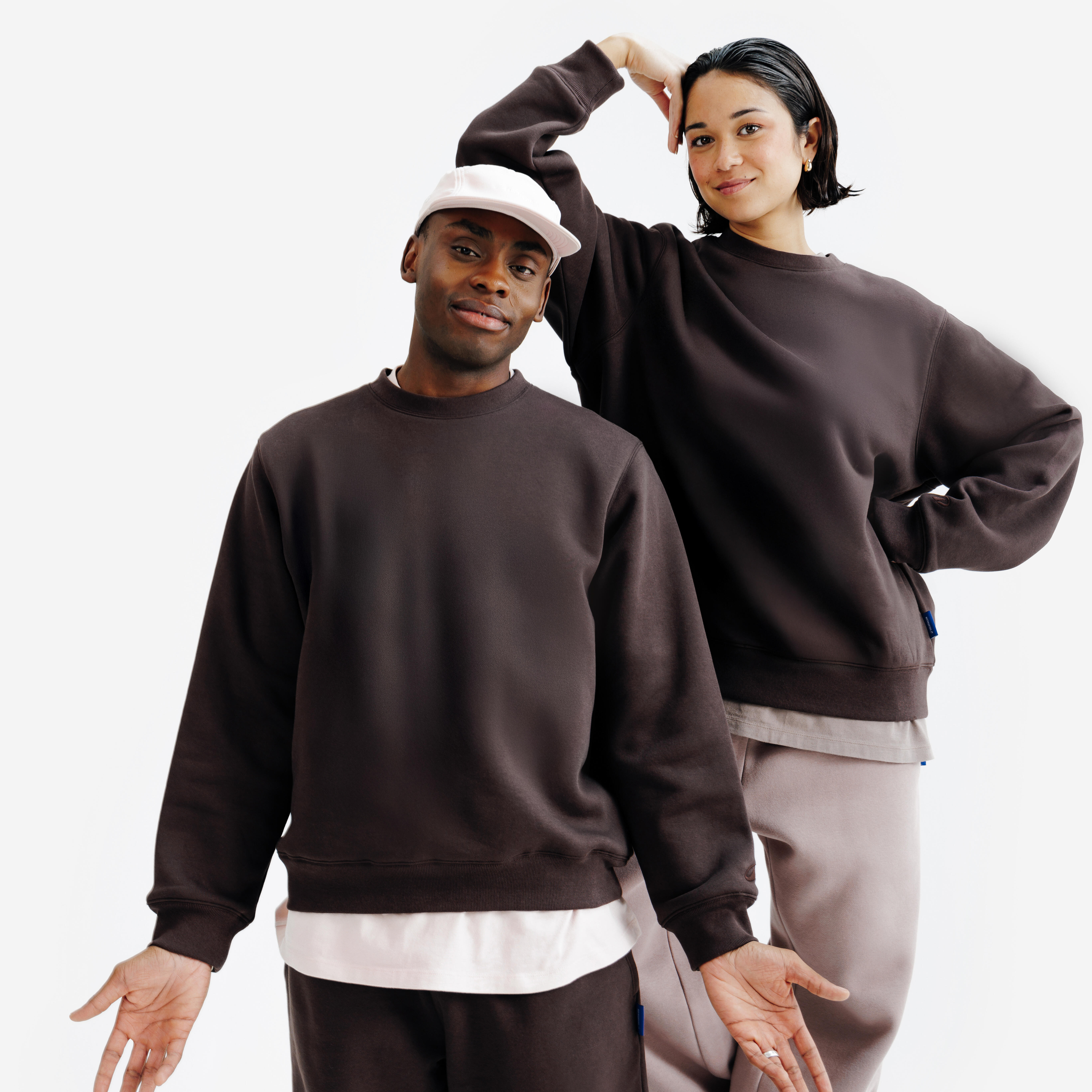 DECATHLON Unisex mikina s okrúhlym výstrihom, hnedá M