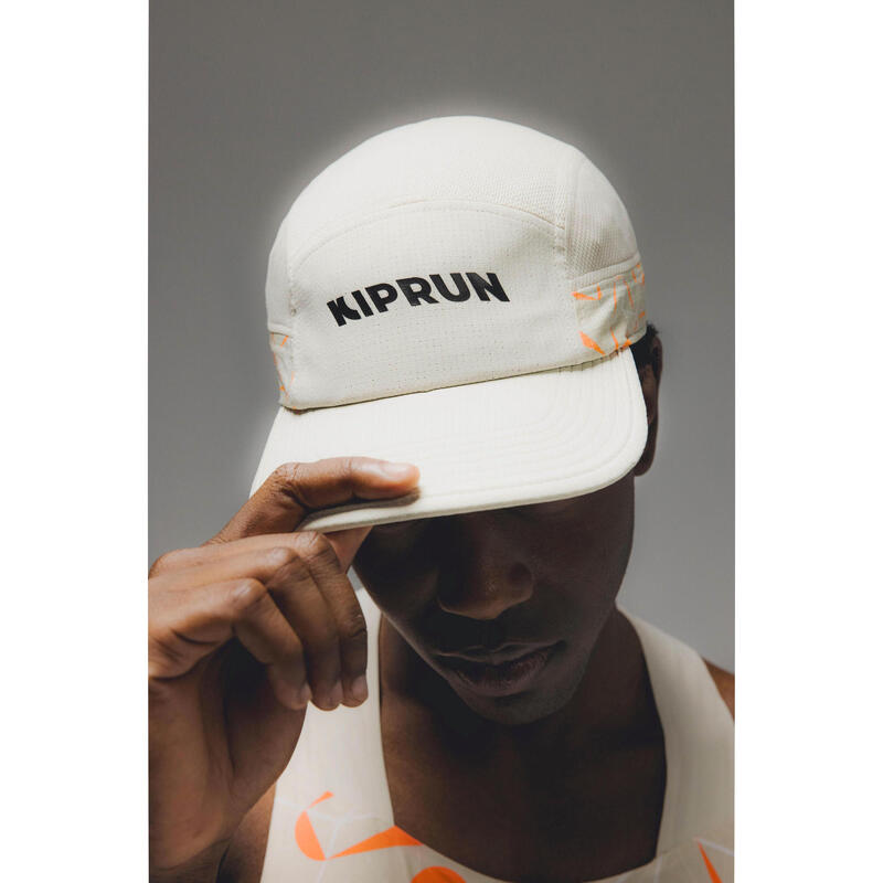 Șapcă alergare Unisex - KIPRUN 5 segmente Replika OBVIOUS Bej