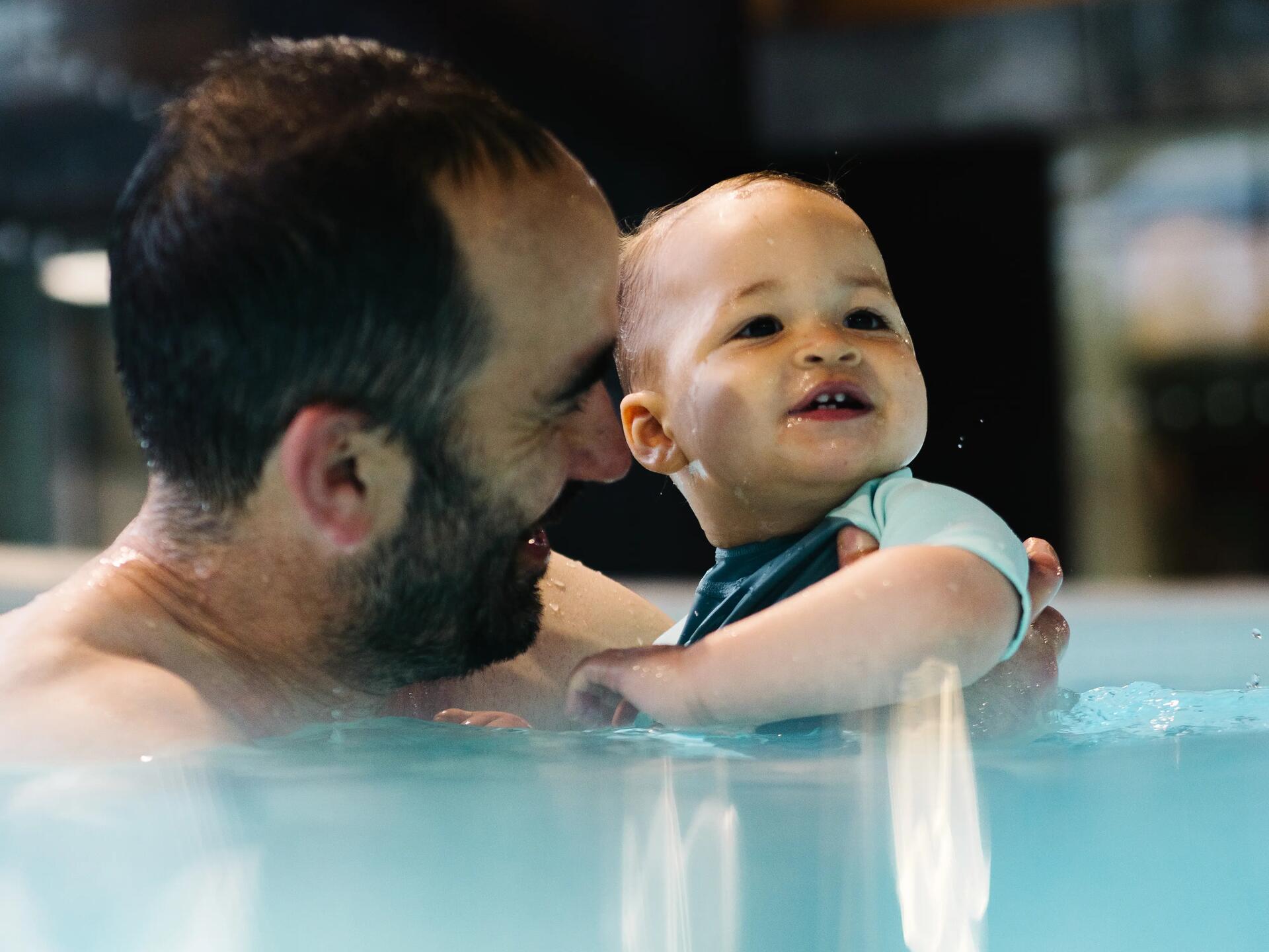 pai e filho na natação