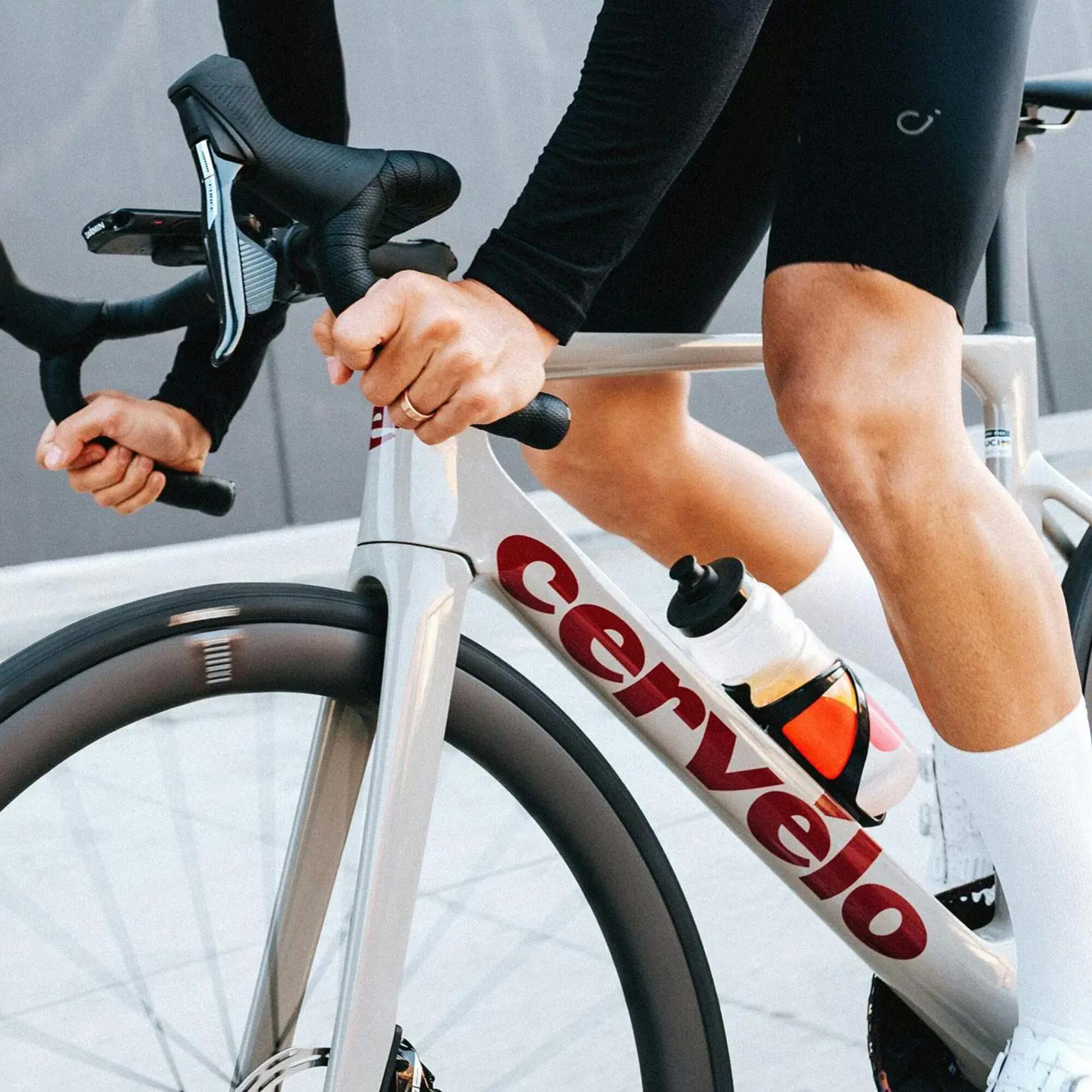 Bicicleta carretera carbono Cervélo Soloist Ultegra Di2 Dried Amaranth 4/6