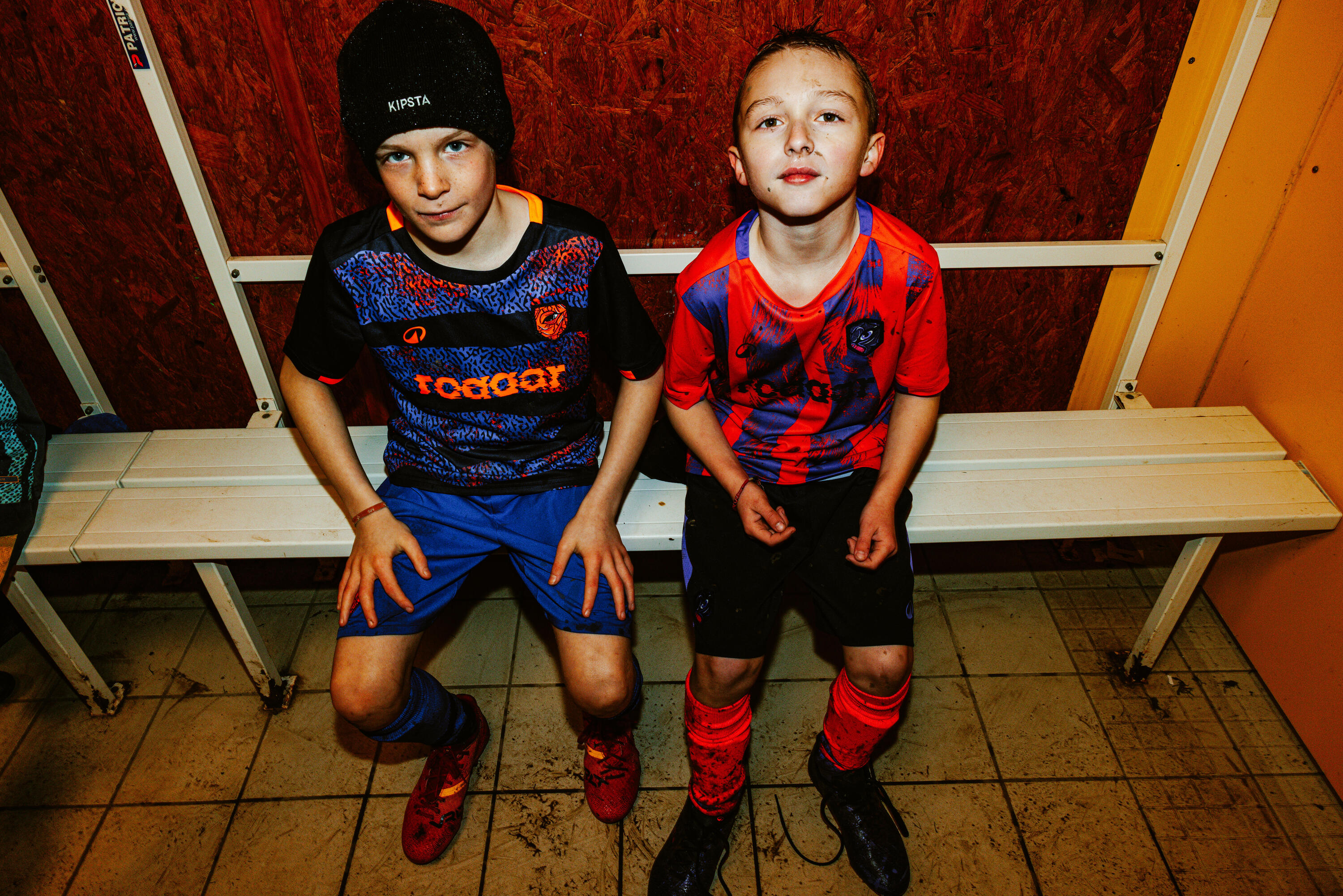 Kinder Fußball Shorts - VIRALTO Roarrr Kids Rhino blau/rot 7/11