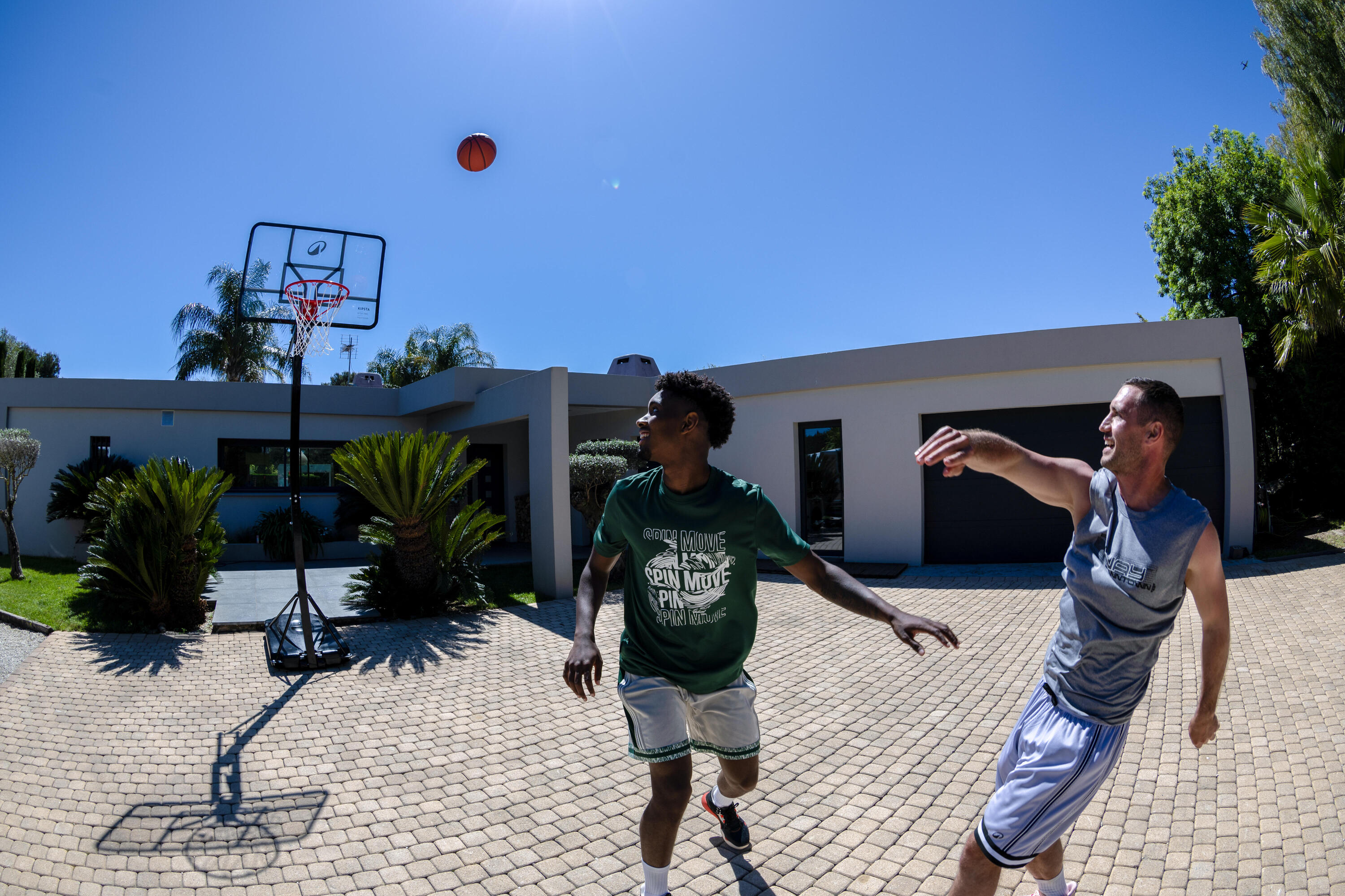 Panier basket sur pied déporté spécial dunk réglable 2,40 à 3,05 m, B700 16/21