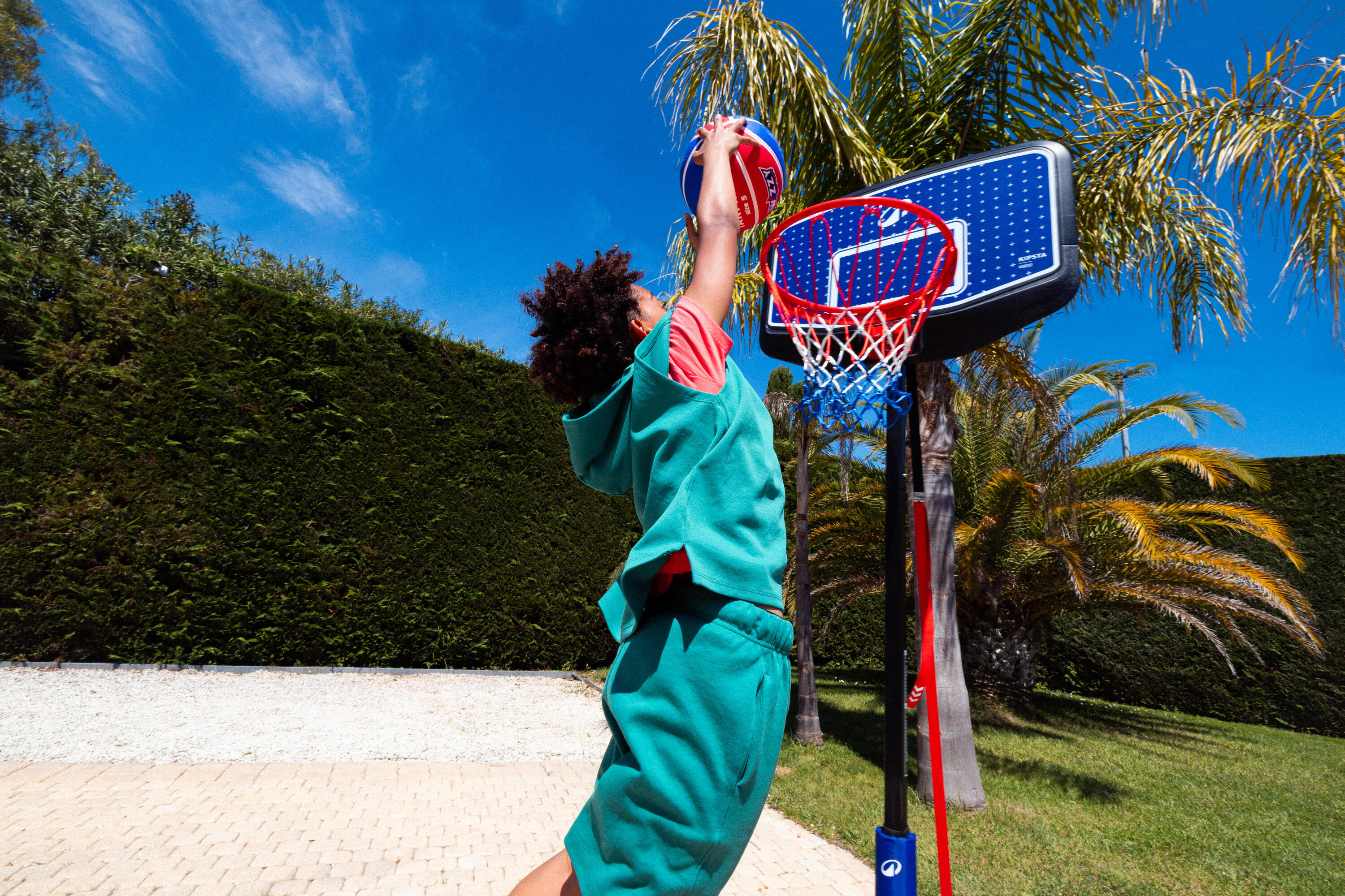 Canasta de baloncesto infantil con soporte para mates ajustable hasta 2,20 m, K900 2/18