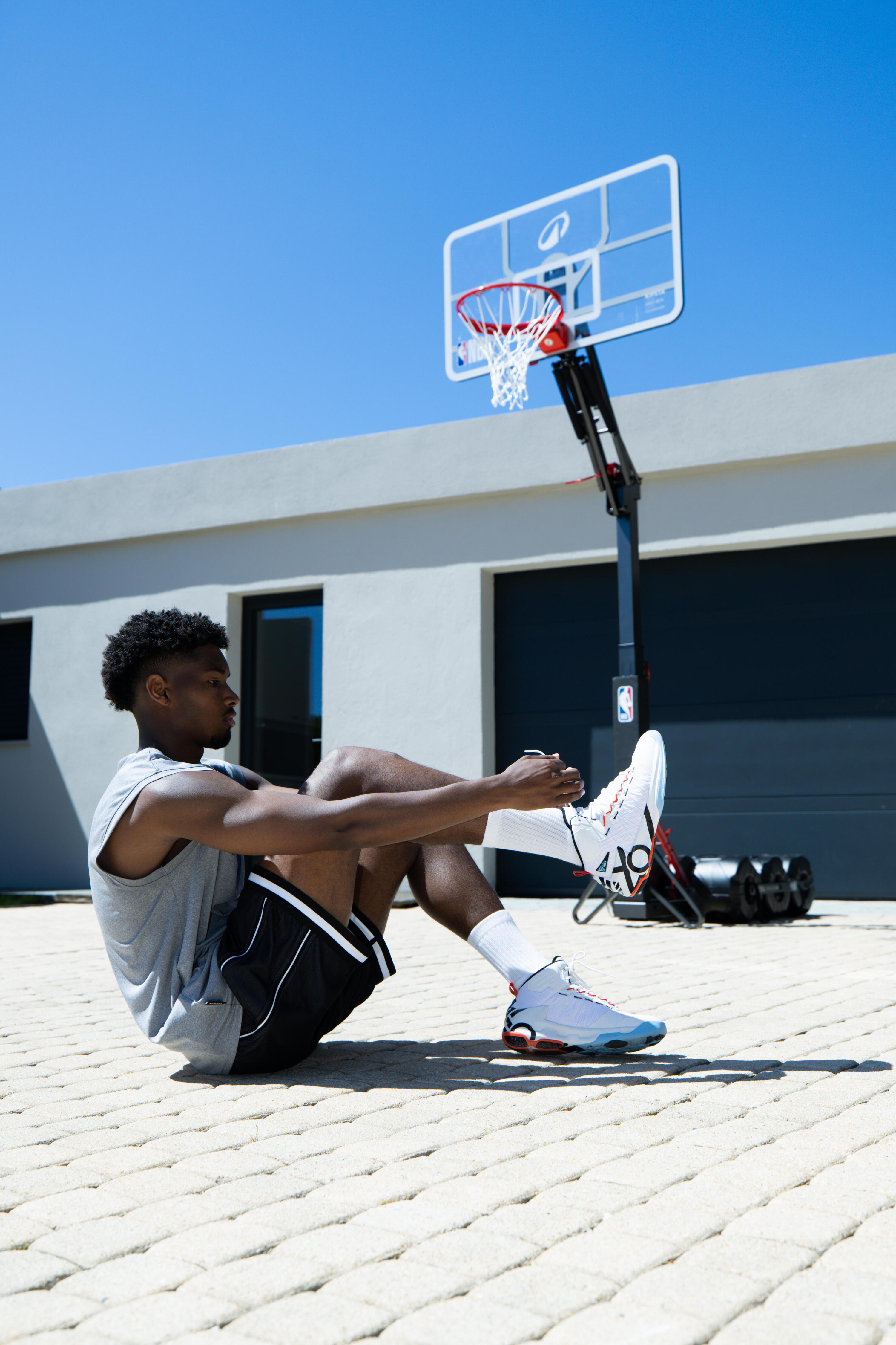 Panier de basket pliable sur roue réglable de 2,10m à 3,05m - B900 BOX NBA 16/20