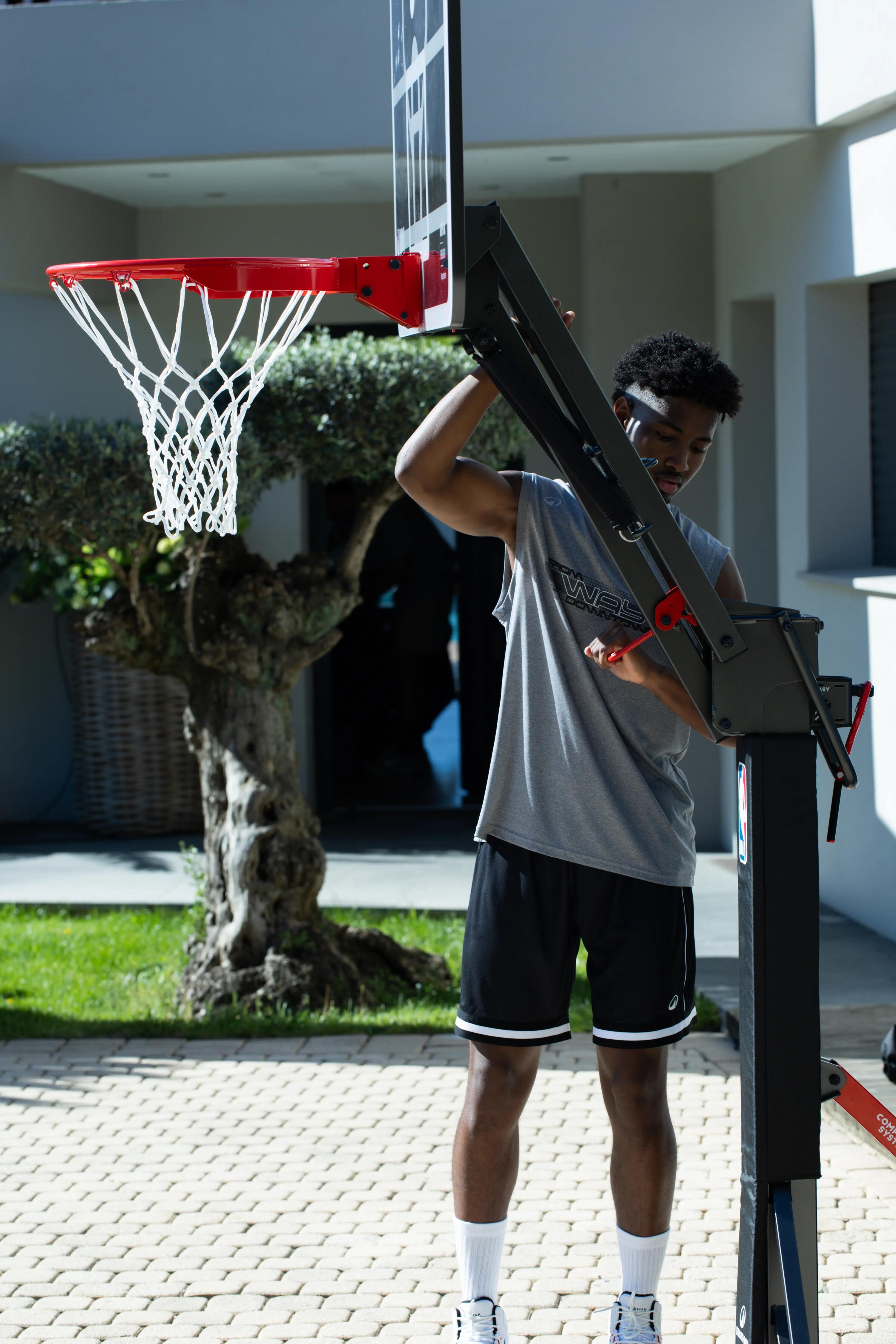 Tabela Basquetebol Dobrável Rodas e Altura Ajustável de 2,10-3,05 m B900 BOX NBA 18/23