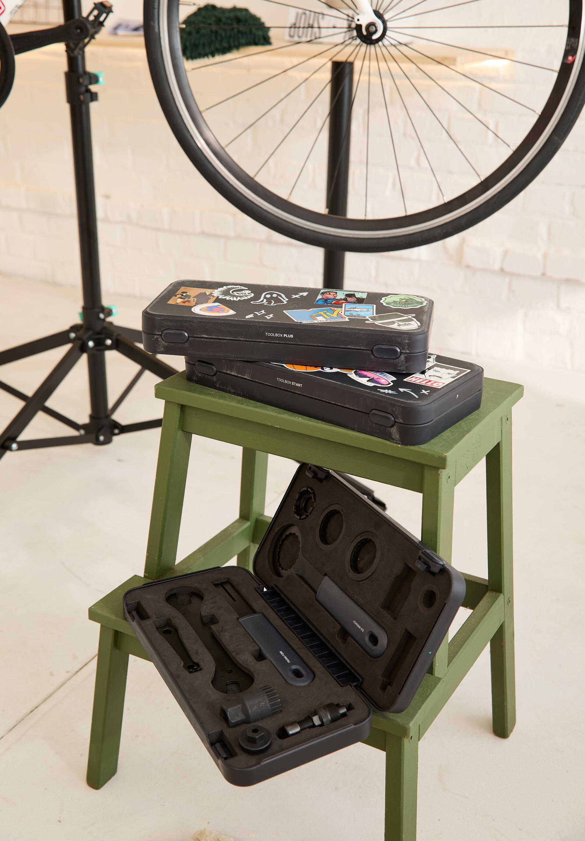 VELO ELECTRIQUE ORIGINAL 700E 36V BEIGE