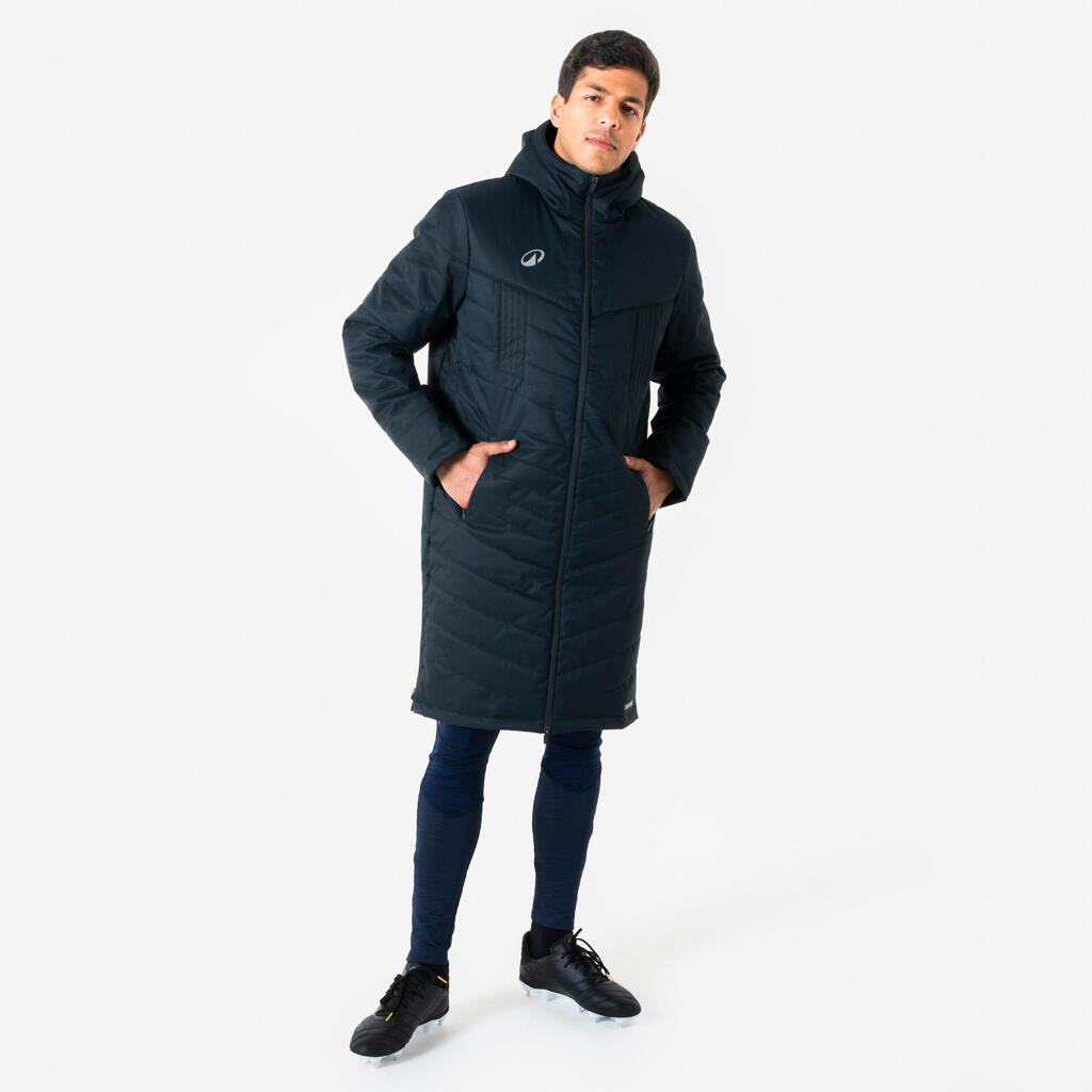 Tamnoplava duga parka za fudbal