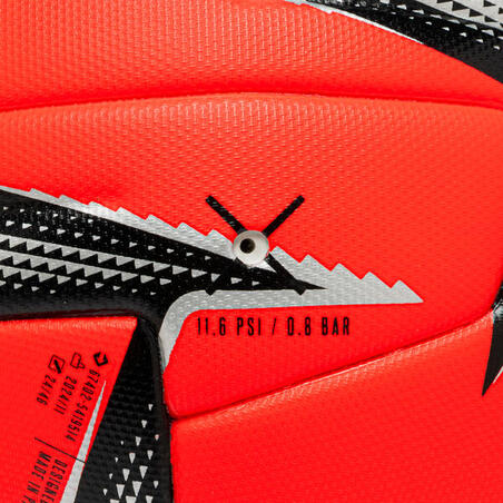 М'яч футбольний Ліги 2 BKT 25/26 розмір 5