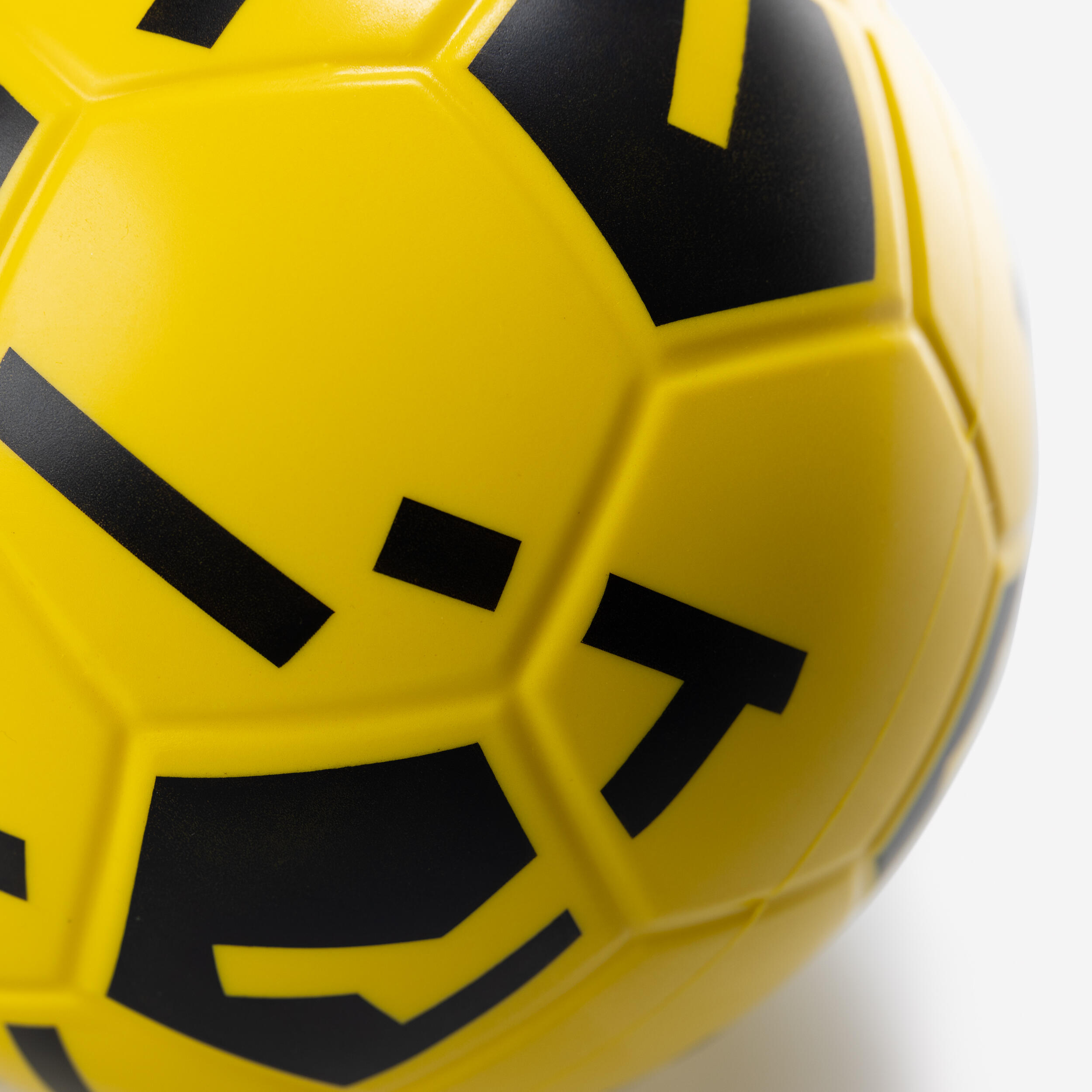 Foambal Ballground 500 maat 4 geel/zwart 2/5