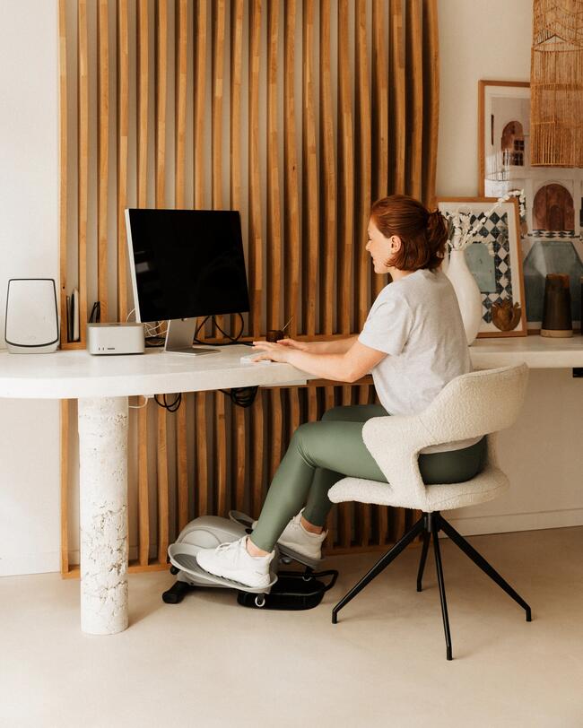 ACTIVE DESK – MINI ELIPTICKÝ TRENAŽÉR