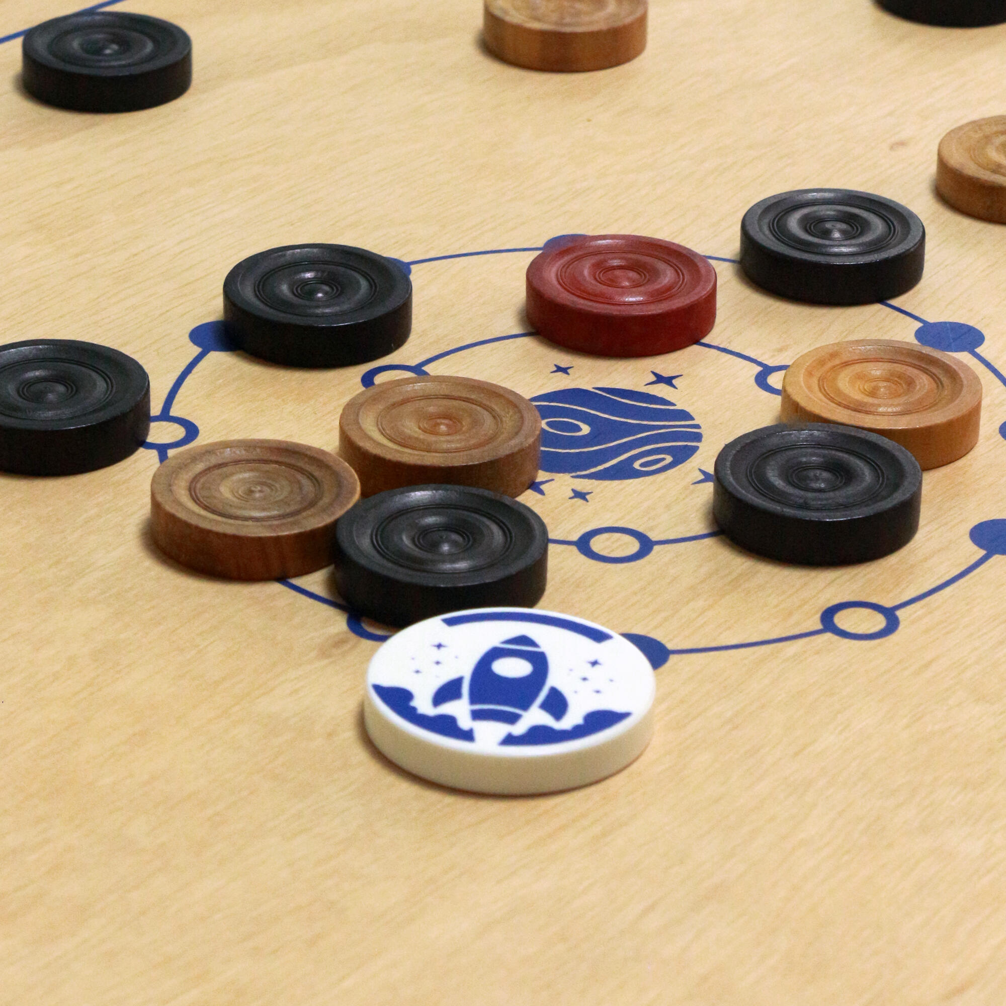 KIDS CARROM STRIKER 100