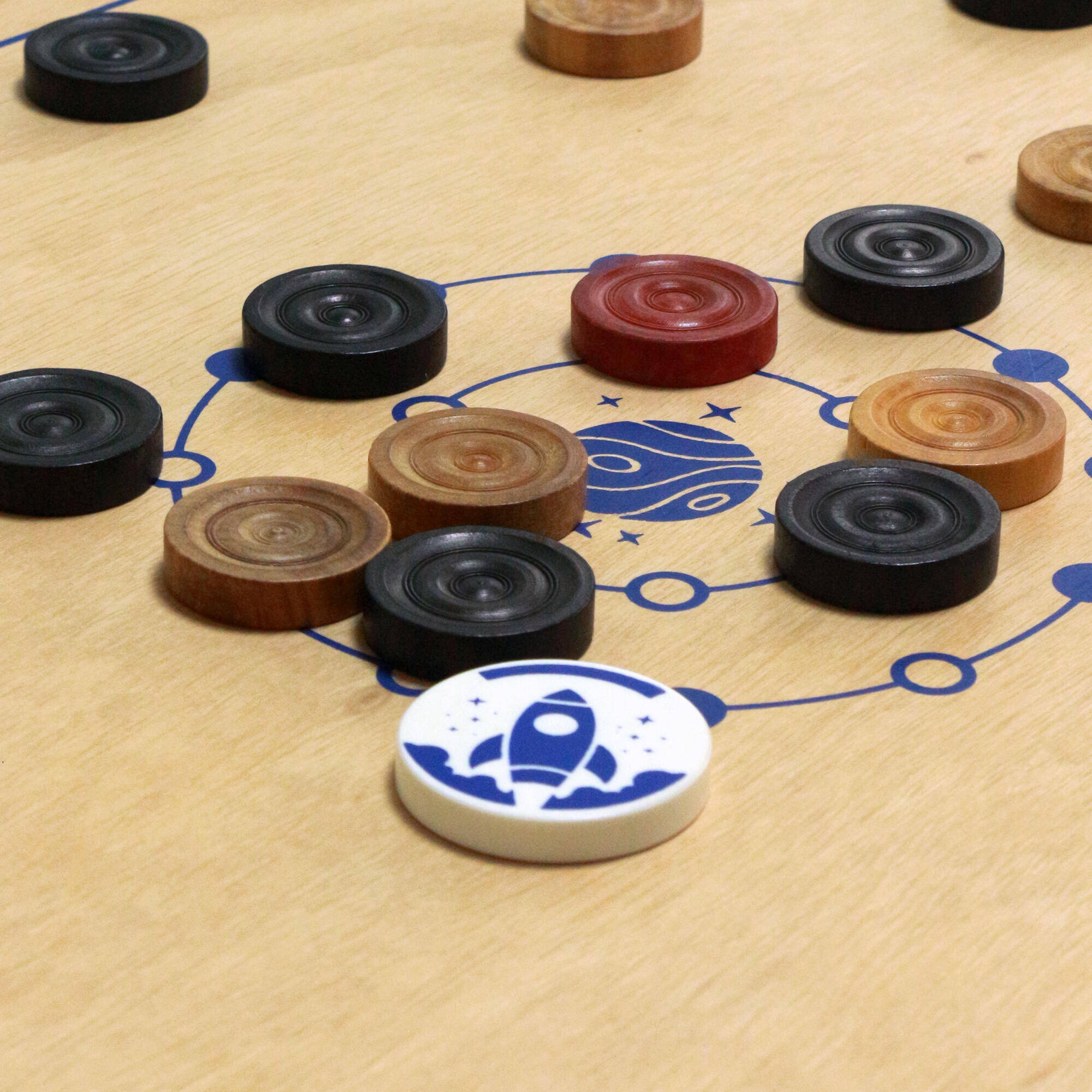 KIDS CARROM STRIKER 100 -  4
