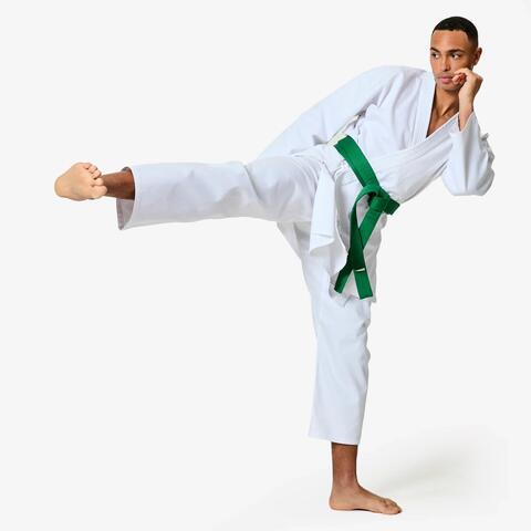 Kimono de karaté léger et ajusté