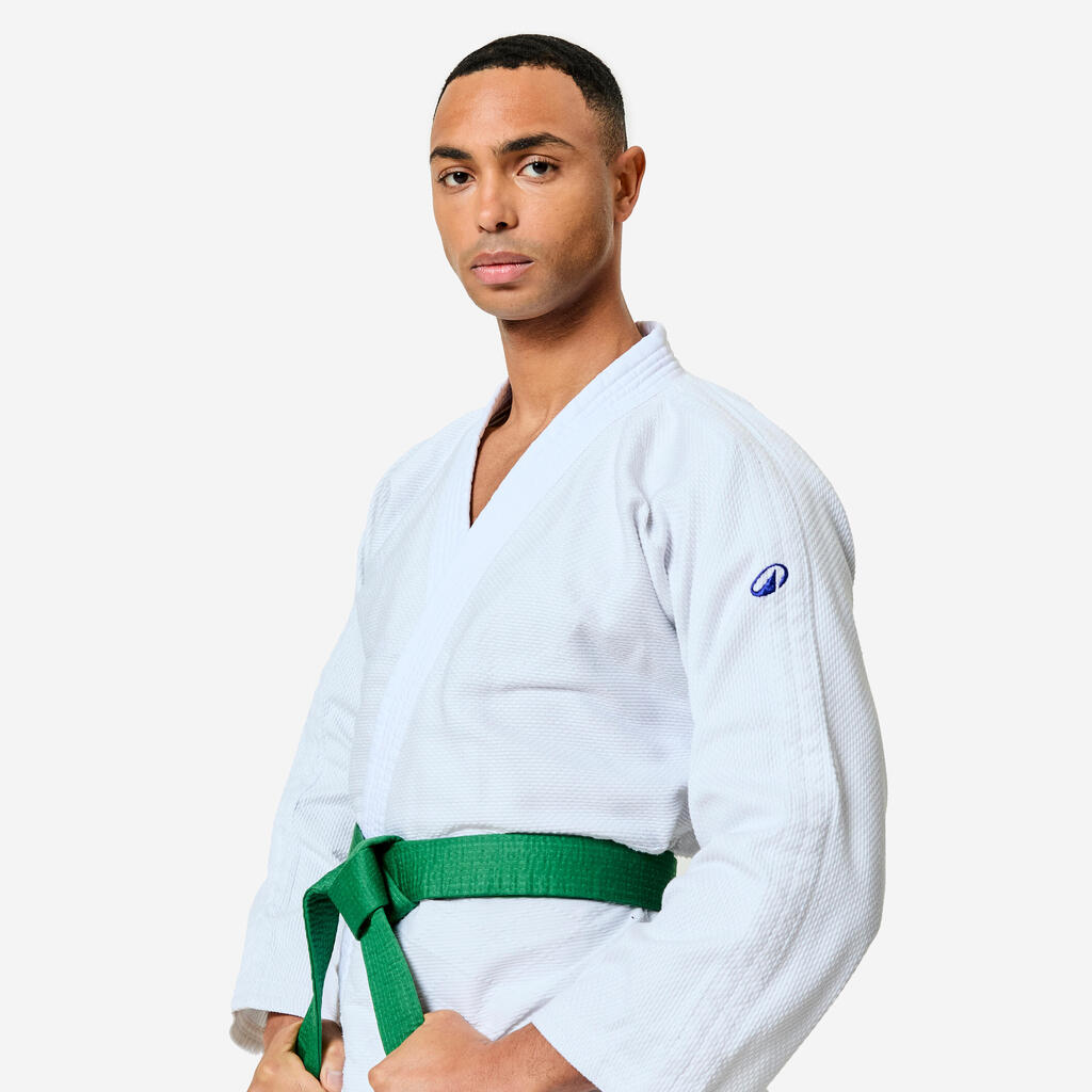 Bel kimono za judo