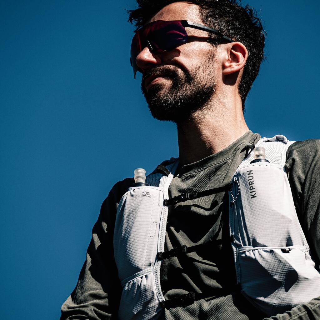 Sac de trail running KIPRUN 8L Mixte gris