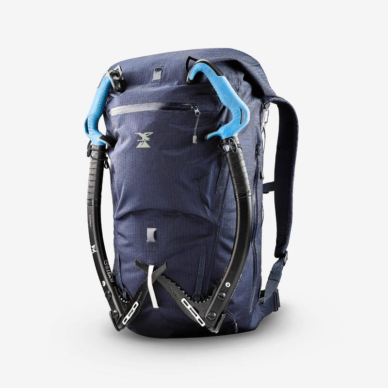 Sac à dos d'alpinisme imperméable 30 litres - ice 30 bleu