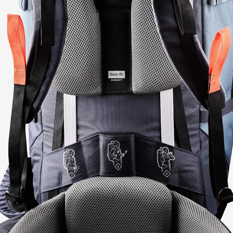 Rucsac Trekking cu husă ploaie MT100 Easyfit 60L Bleumarin Damă