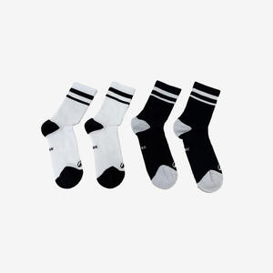 CALCETINES LARGOS DE DEPORTE RS 300 NEGRO, BLANCO EN LOTE DE 4 PARES.