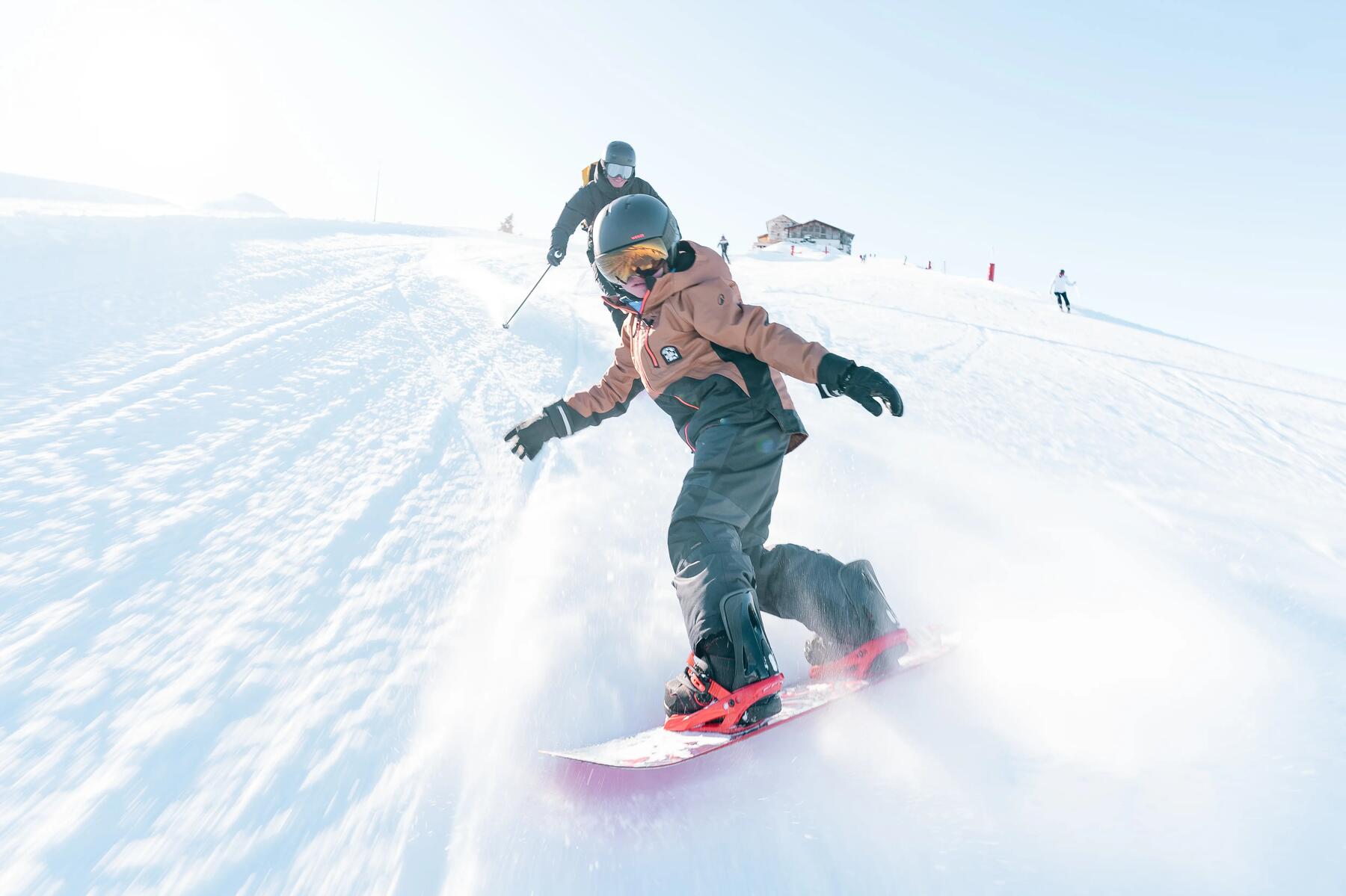 familia esquiando en astún