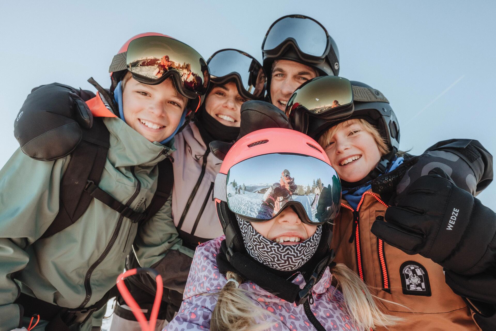 Comment bien habiller un enfant au ski ?