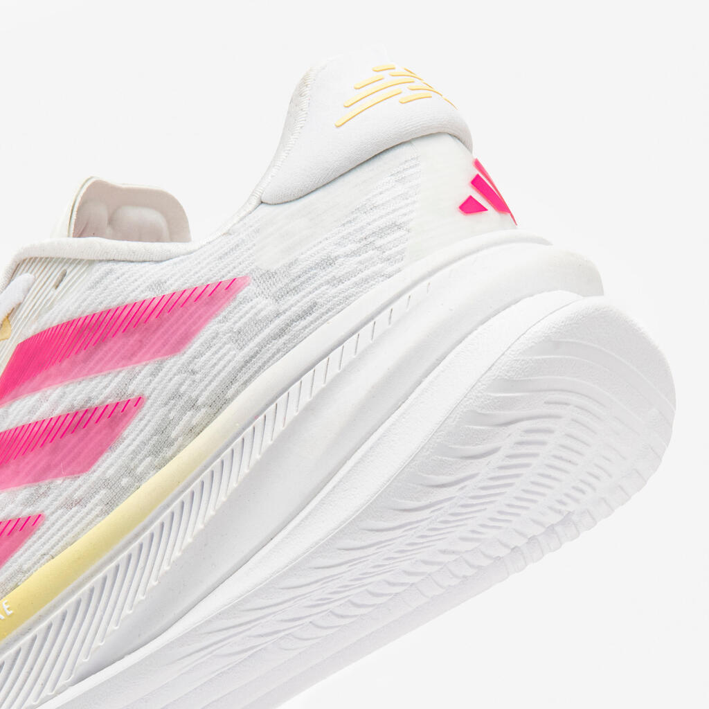 Ženski tekaški copati Adidas Comfortglide - beli