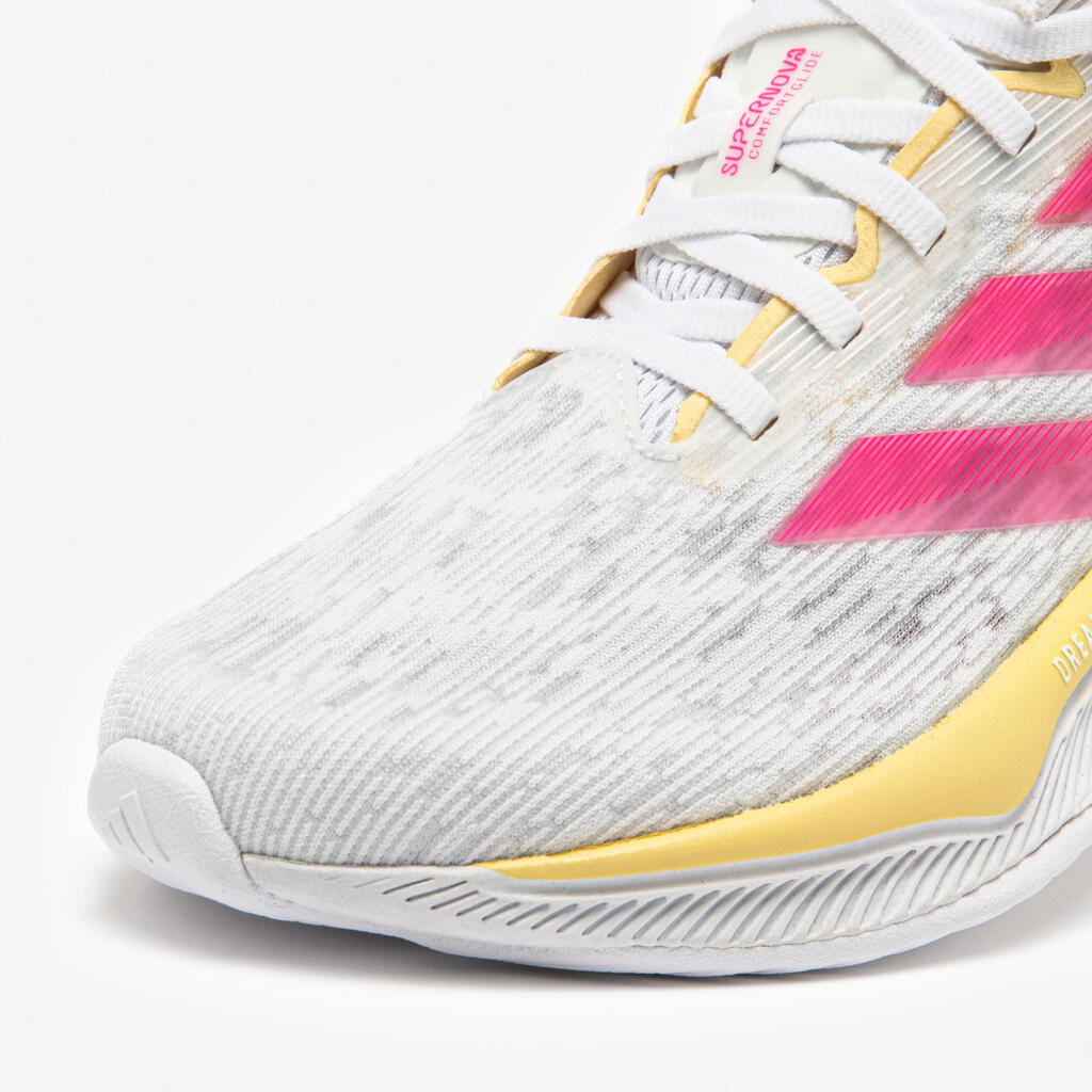 Ženski tekaški copati Adidas Comfortglide - beli