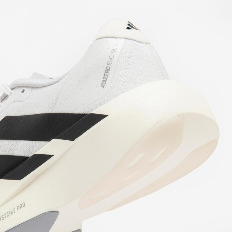 Chaussures running femme, adidas Adizero Evo SL noires et blanches