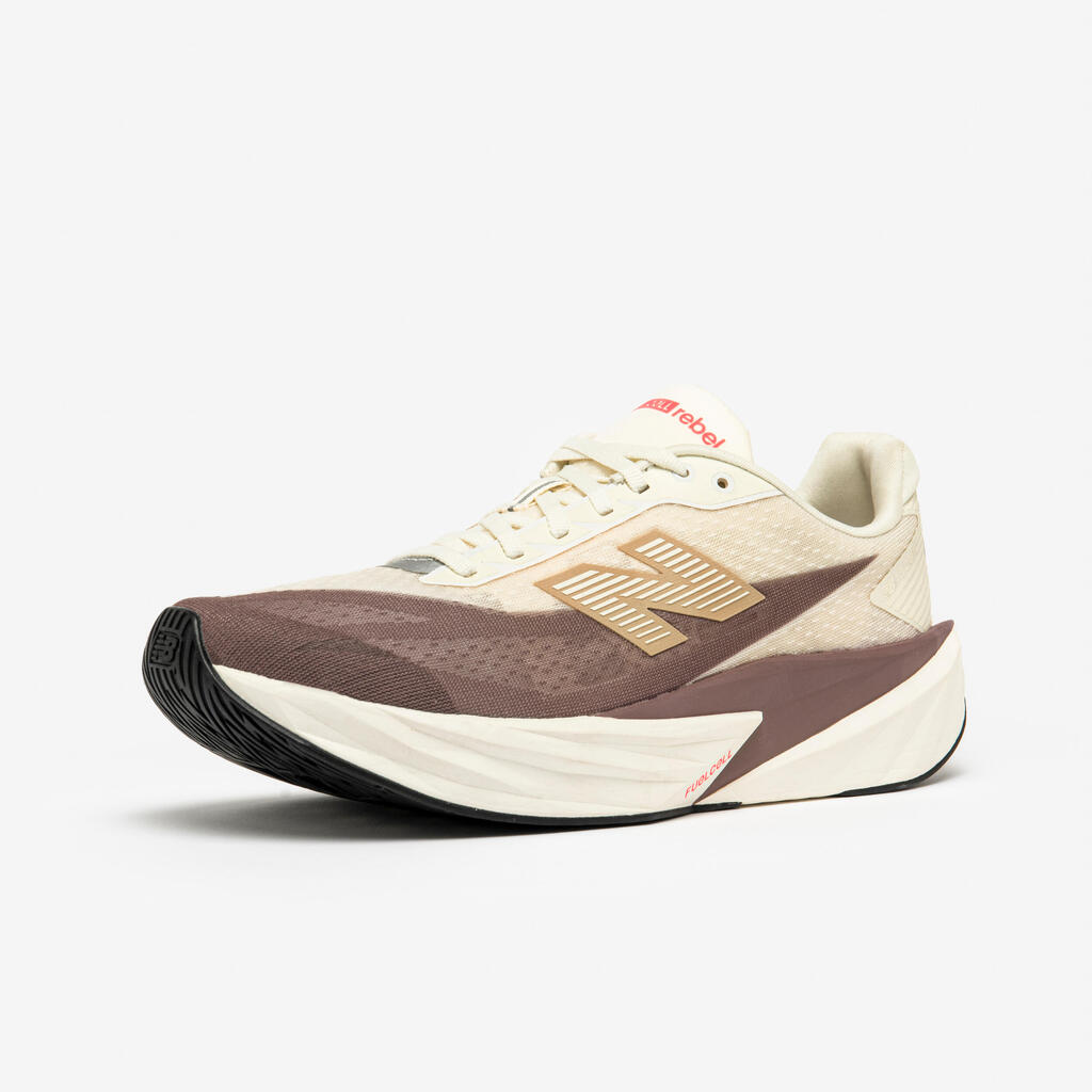 Ženski copati za tek New Balance Fuelcell Rebel V5 - beli