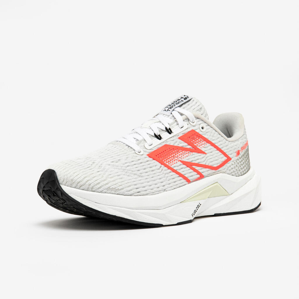 Ženski tekaški copati, New Balance Fuelcell Propel V5 - beli