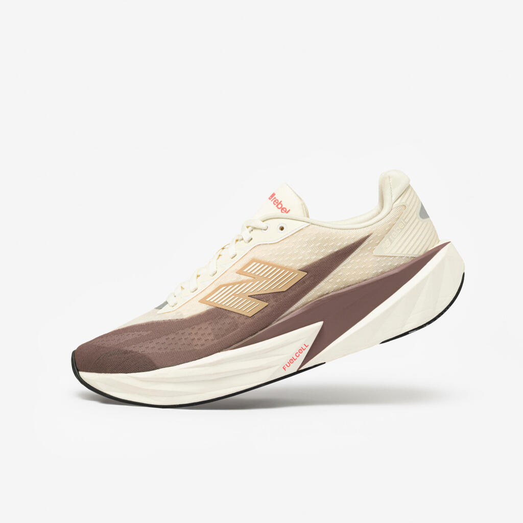 Ženski copati za tek New Balance Fuelcell Rebel V5 - beli