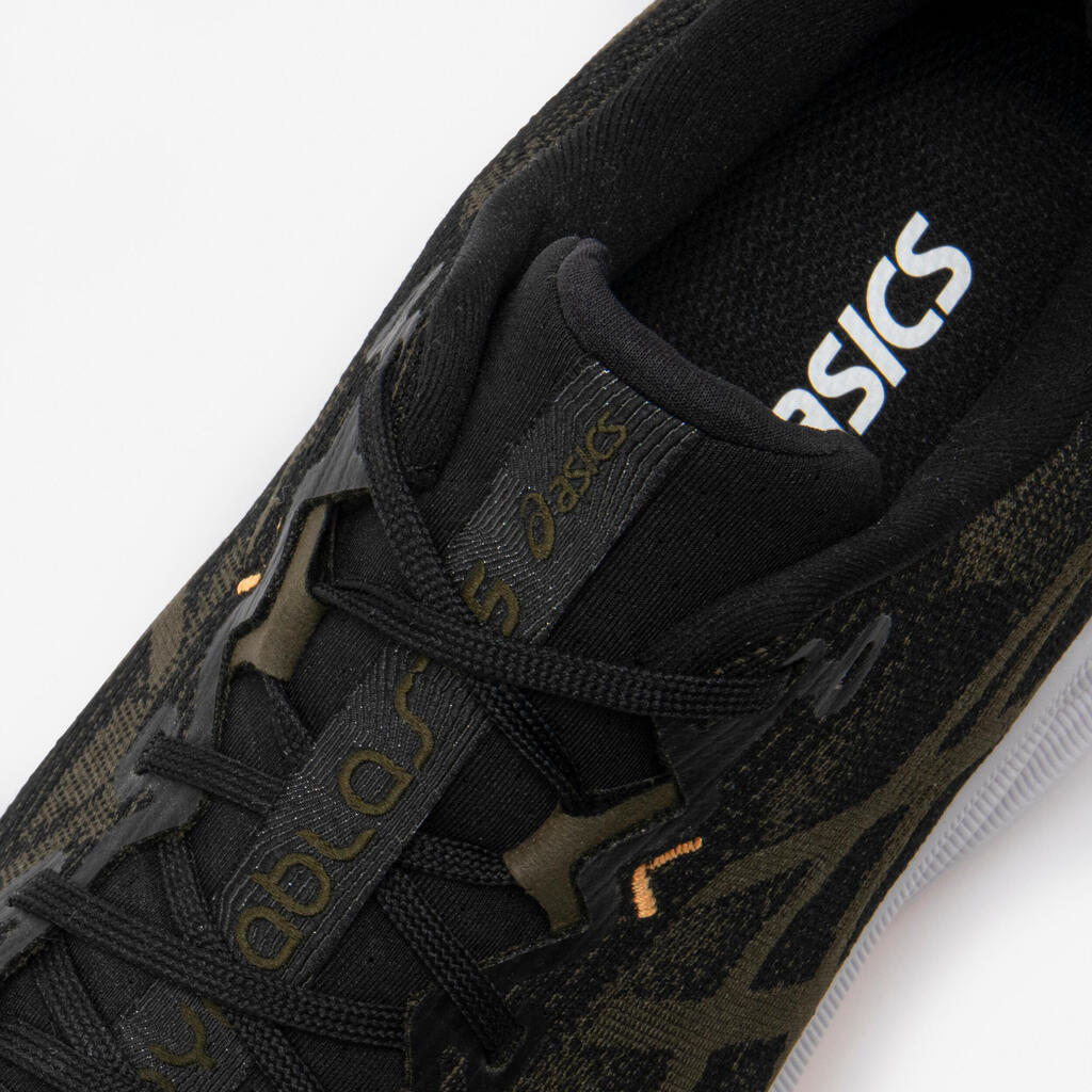 Moški tekaški čevlji - Asics dynablast 5 - črni in beli