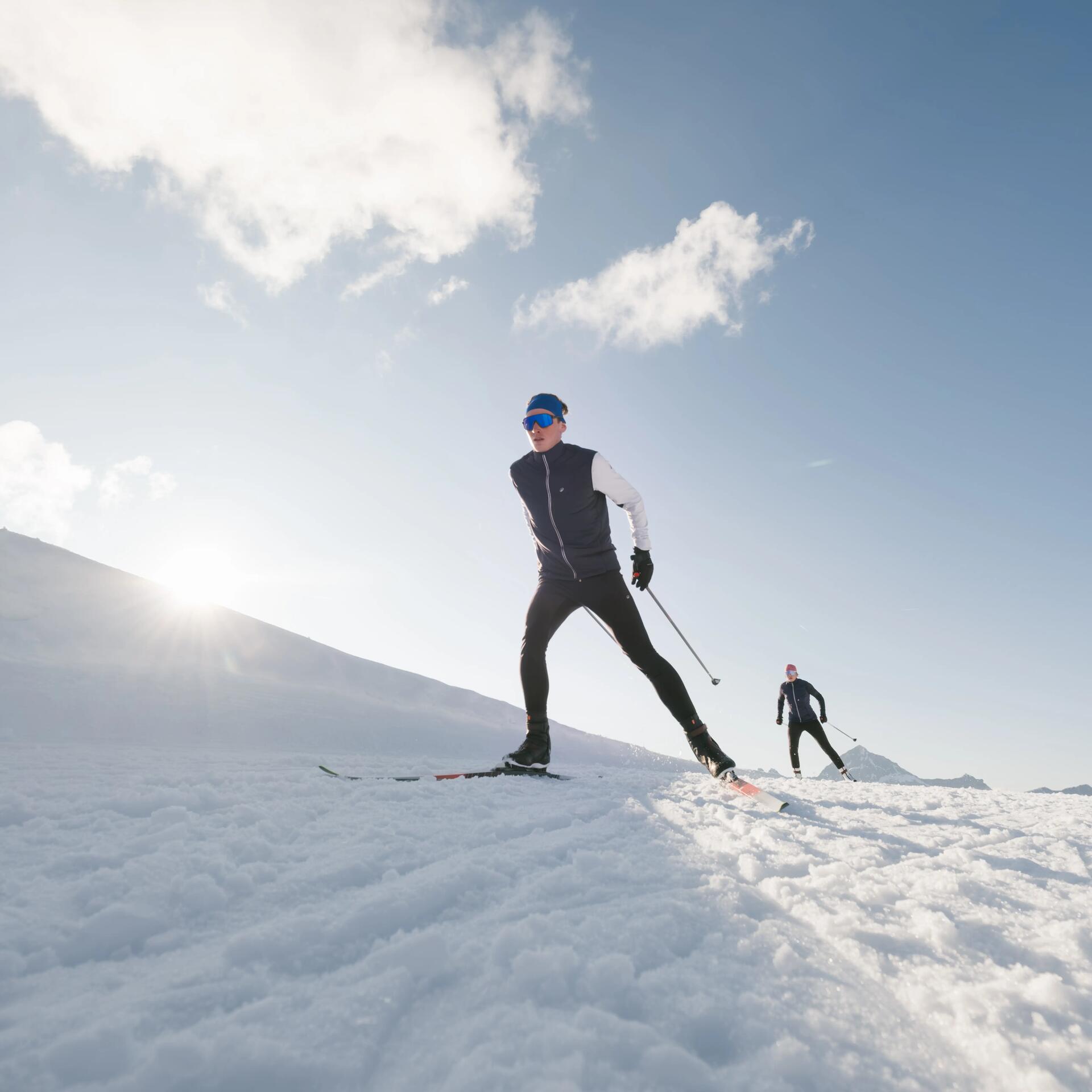 femme et homme ski de fond skating decathlon