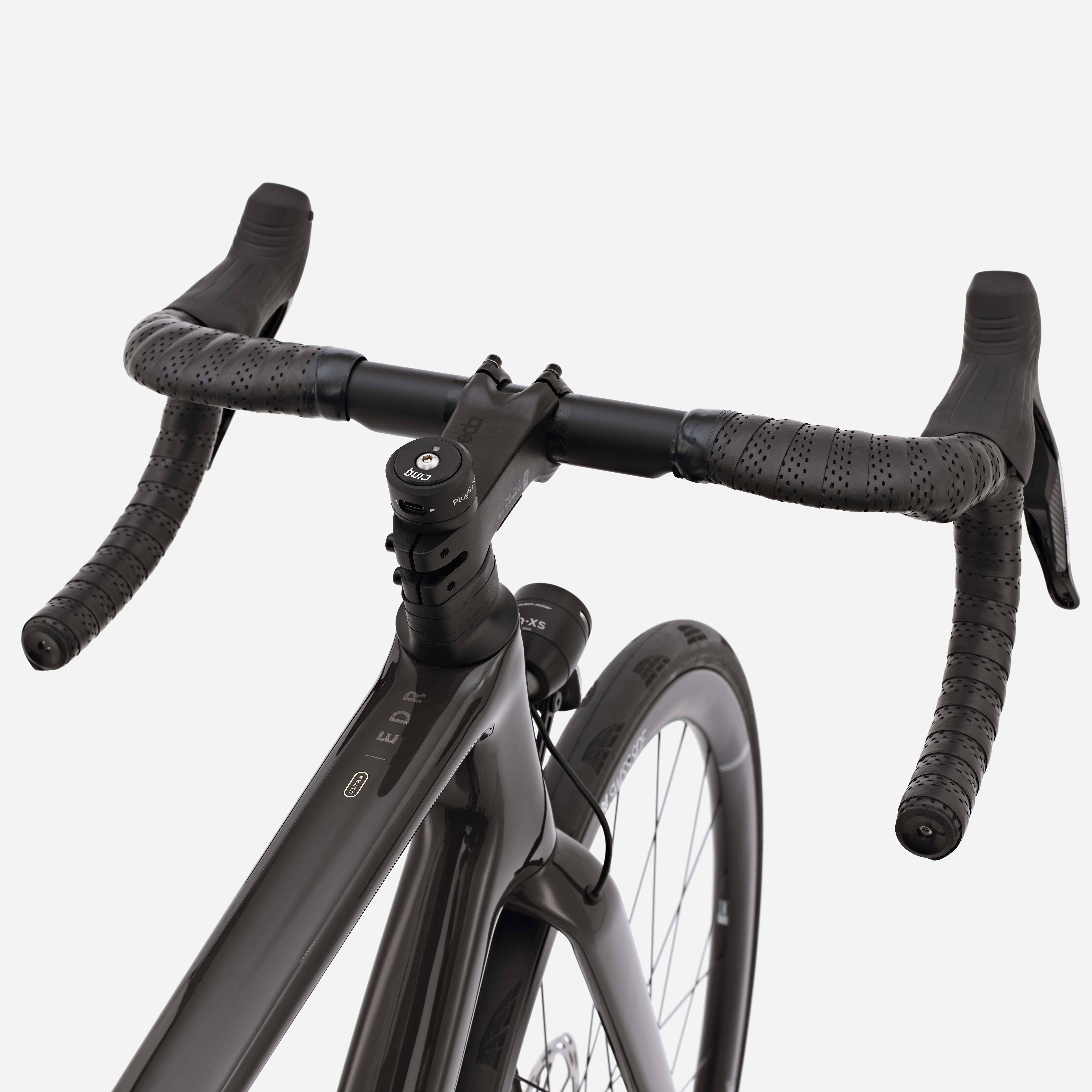VAN RYSEL Cestný bicykel EDR CF ULTRA FORCE AXS špeciálna edícia XL · záber 8