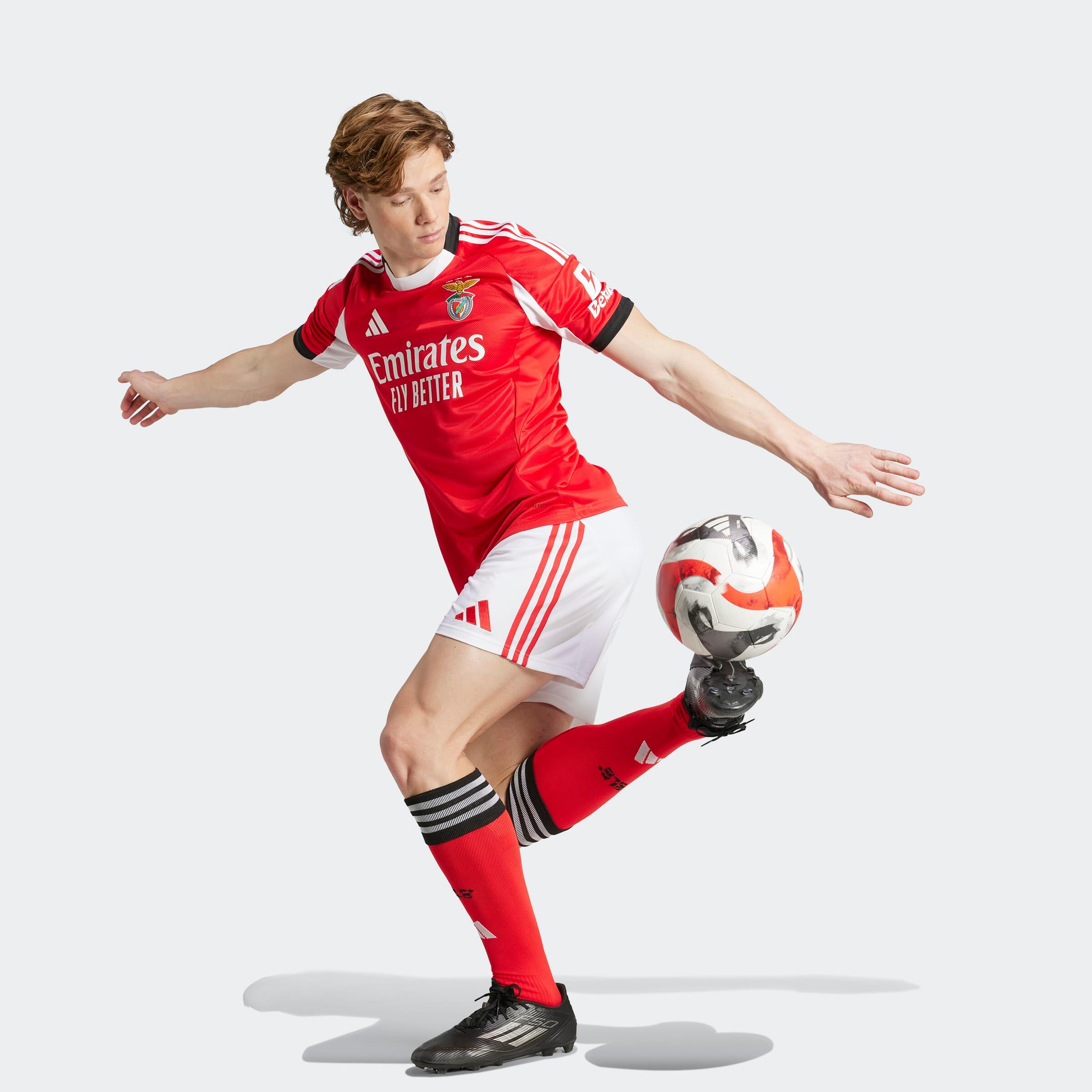 ADIDAS ADIDAS domáci dres klubu Benfica 25/26 XL · záber 9