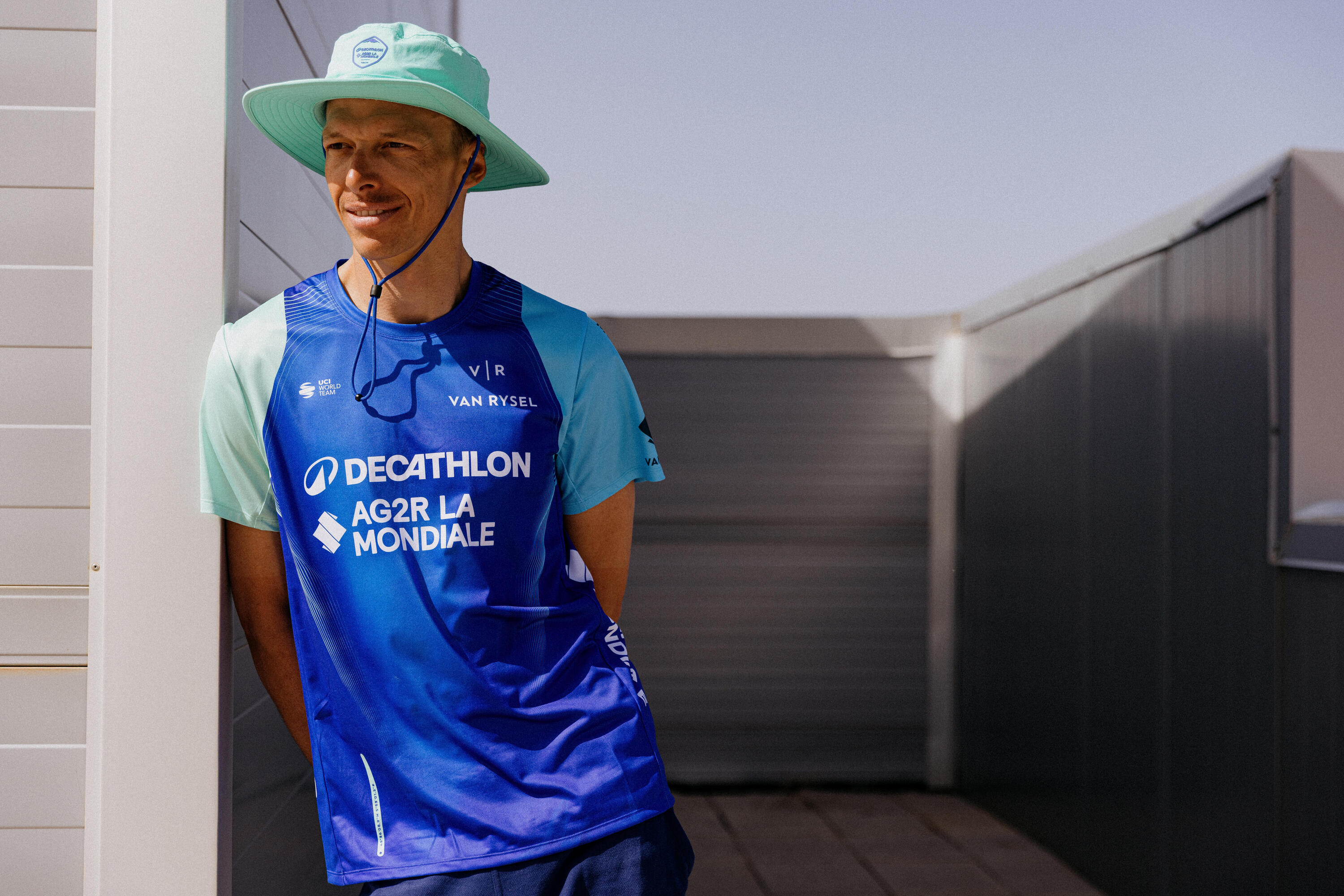 BOB DECATHLON AG2R LA MONDIALE 3/5