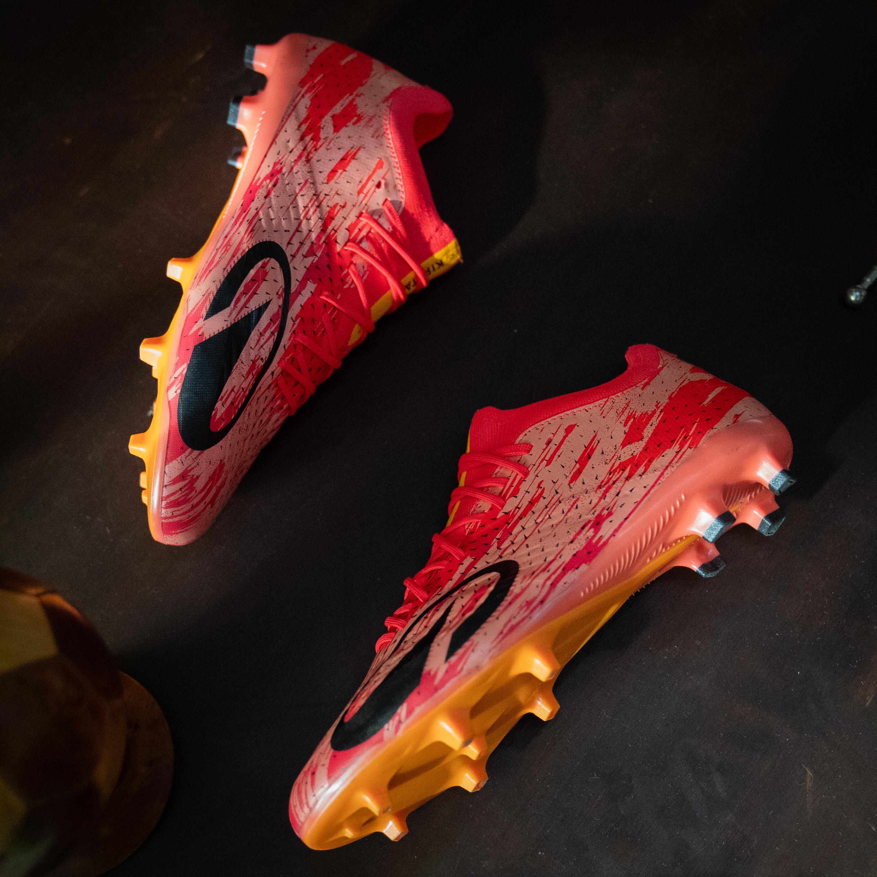 Tenis de futbol rojos para adulto CLR 7 Elite FG Storm edición Antoine Griezmann 18/43