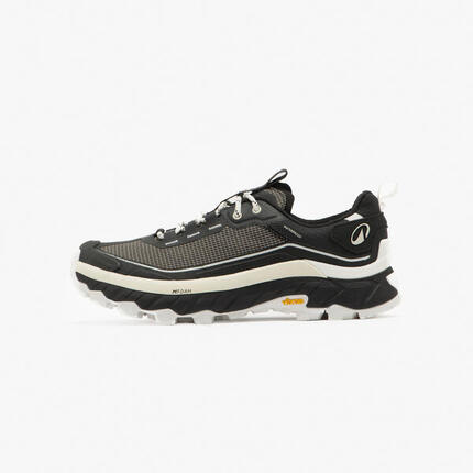 Zapatillas de montaña y trekking impermeables Mujer MH900 gris blanco