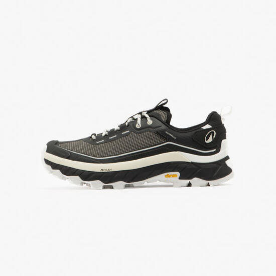 Zapatillas de montaña y trekking impermeables Mujer MH900 gris blanco