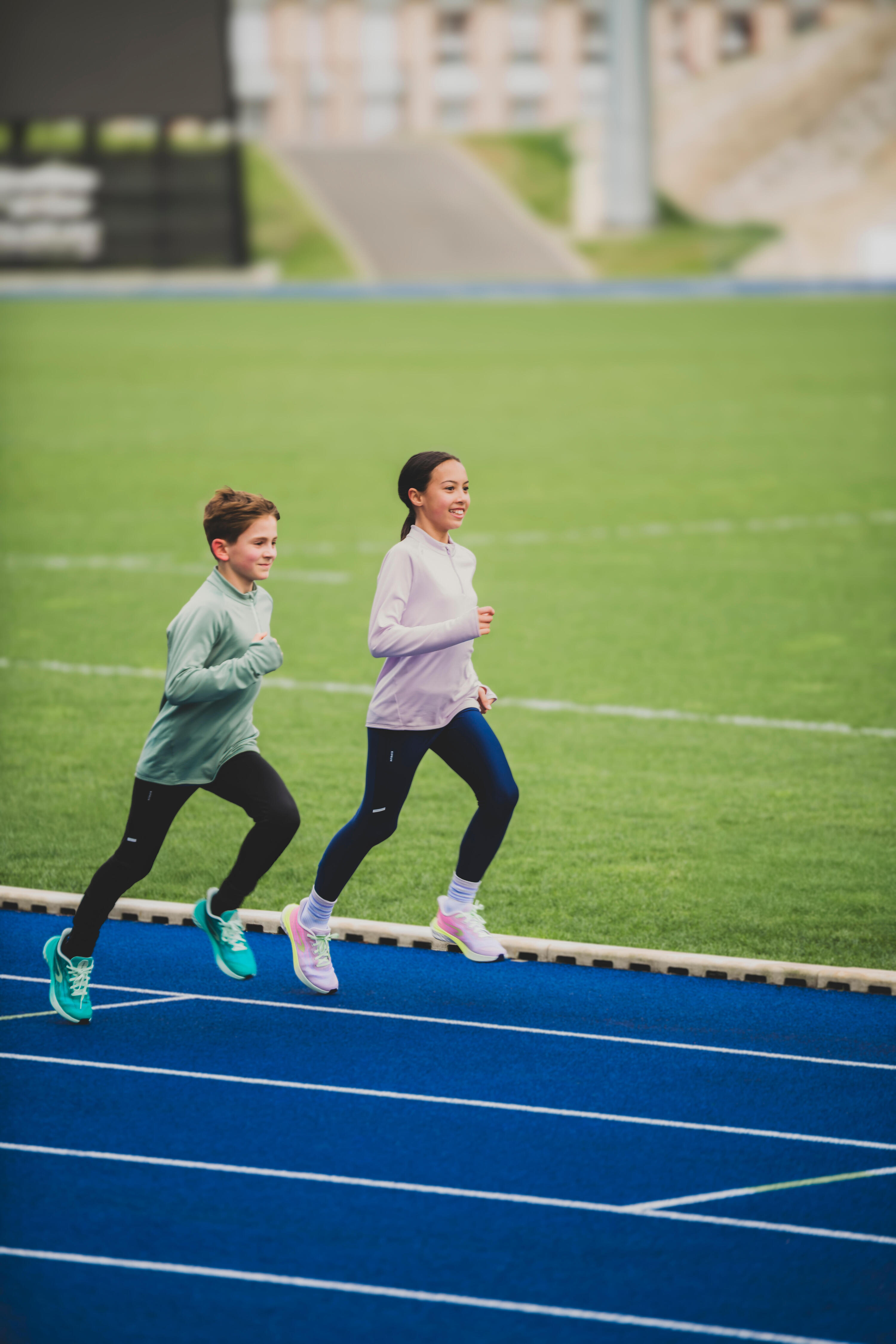 Lauftight atmungsaktiv Kiprun Dry Kinder marineblau 11/14